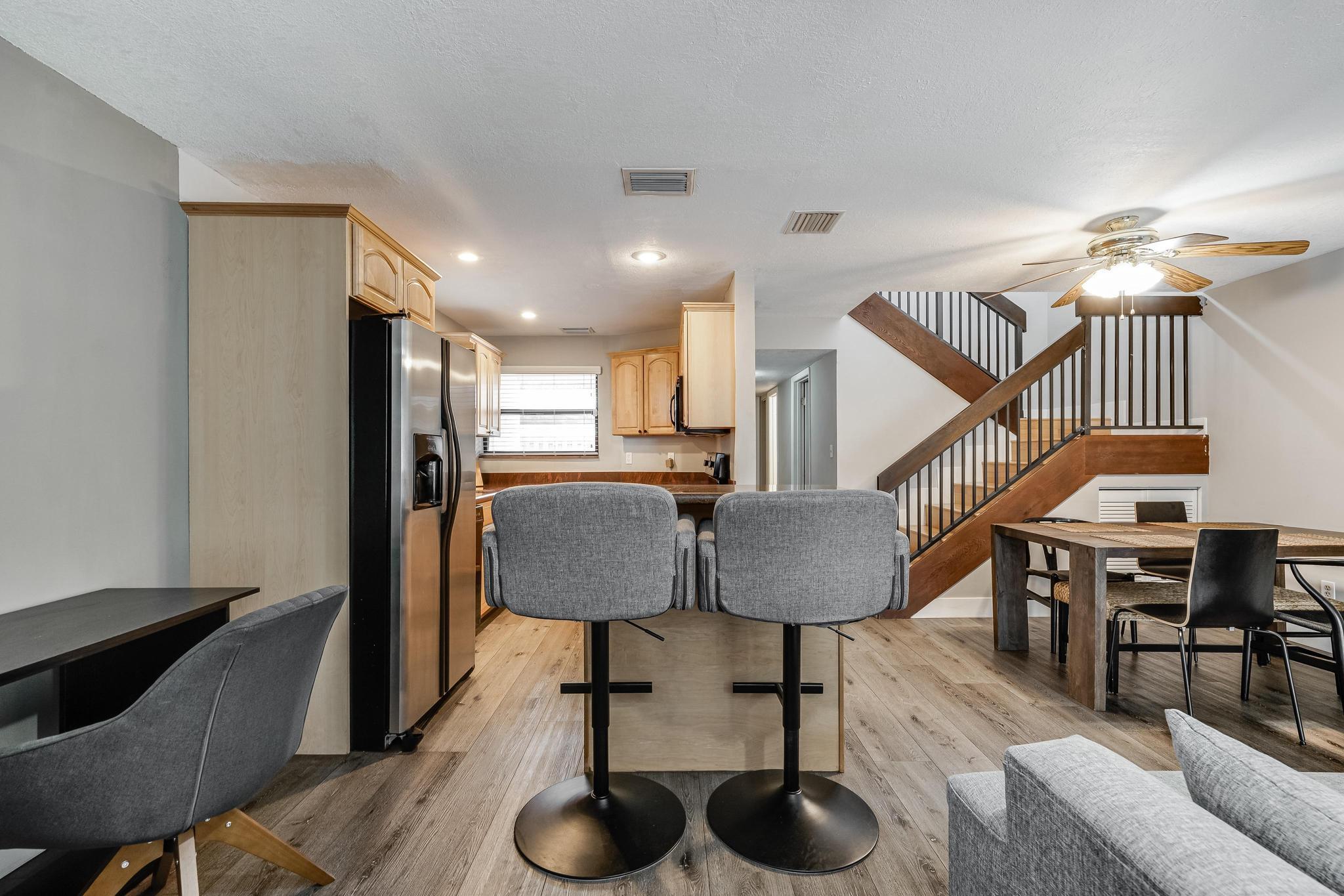 2530 NE 9th Street 1