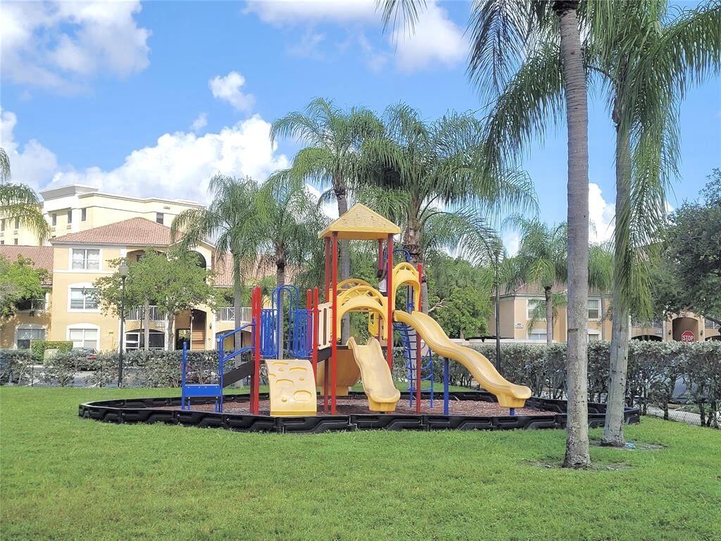 5600 NW 61st Street 1015