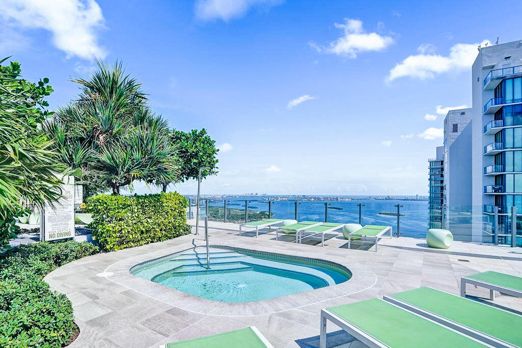 501 NE 31st Street 2506