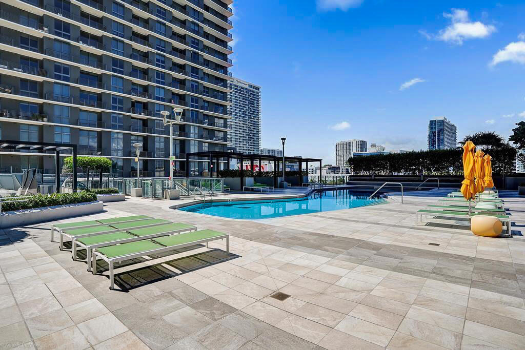 501 NE 31st Street 2506