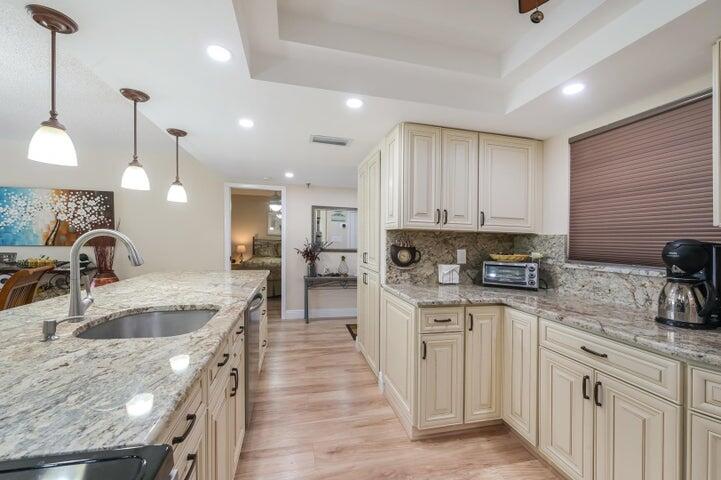 5340 NW 2nd Avenue NW 226