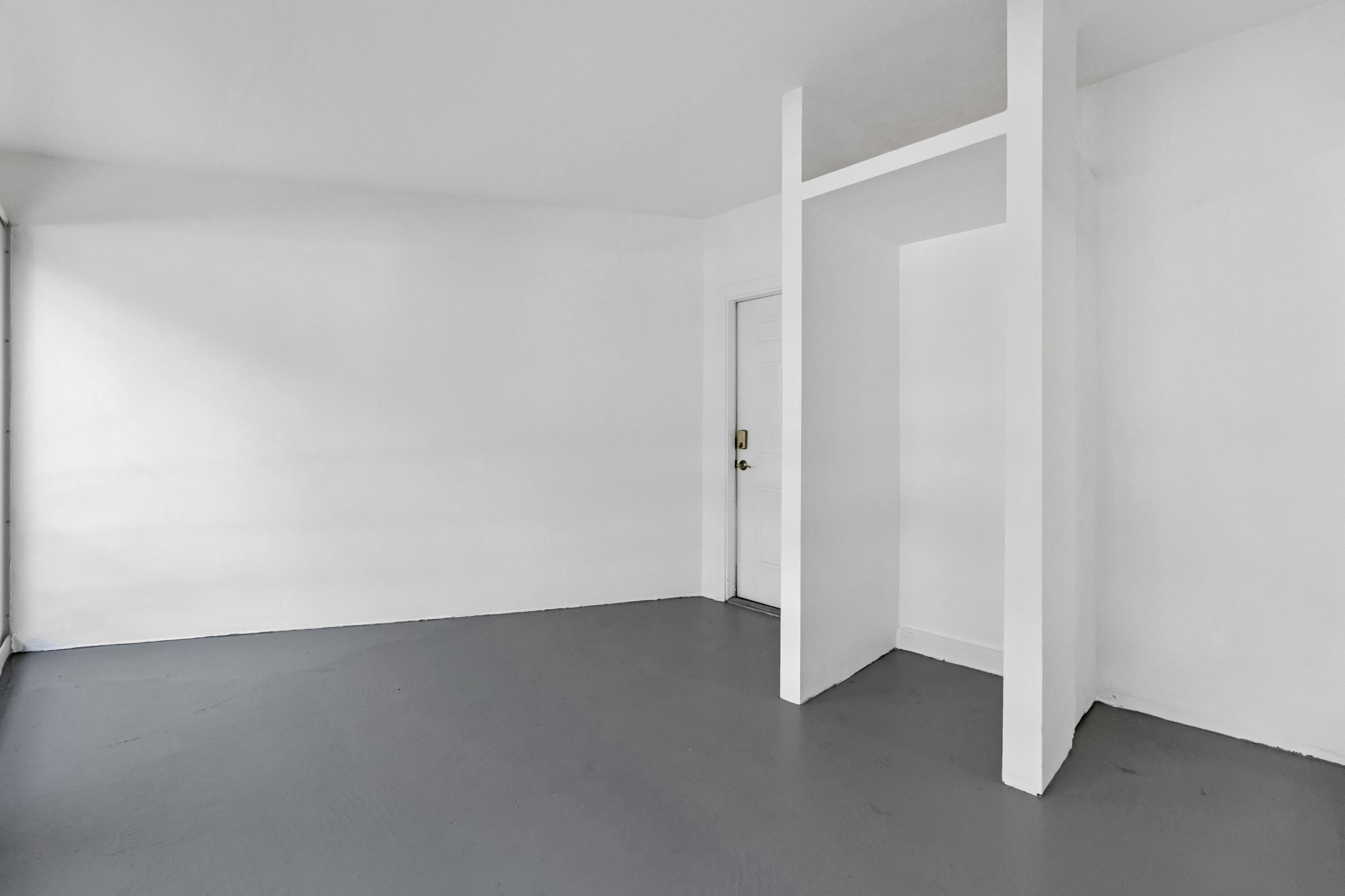 1439 S Ocean Boulevard 215, Lauderdale-By-The-Sea Unit: 215