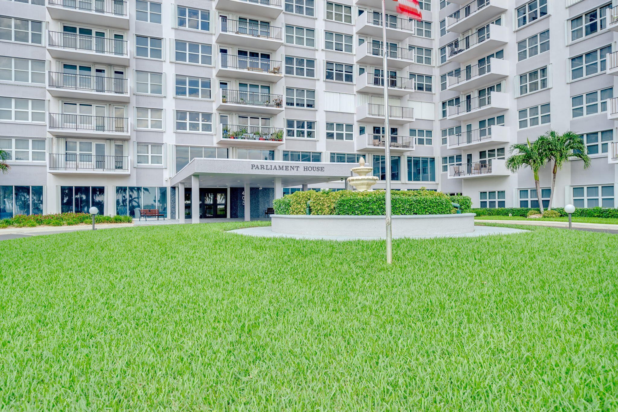 405 N Ocean Boulevard 122