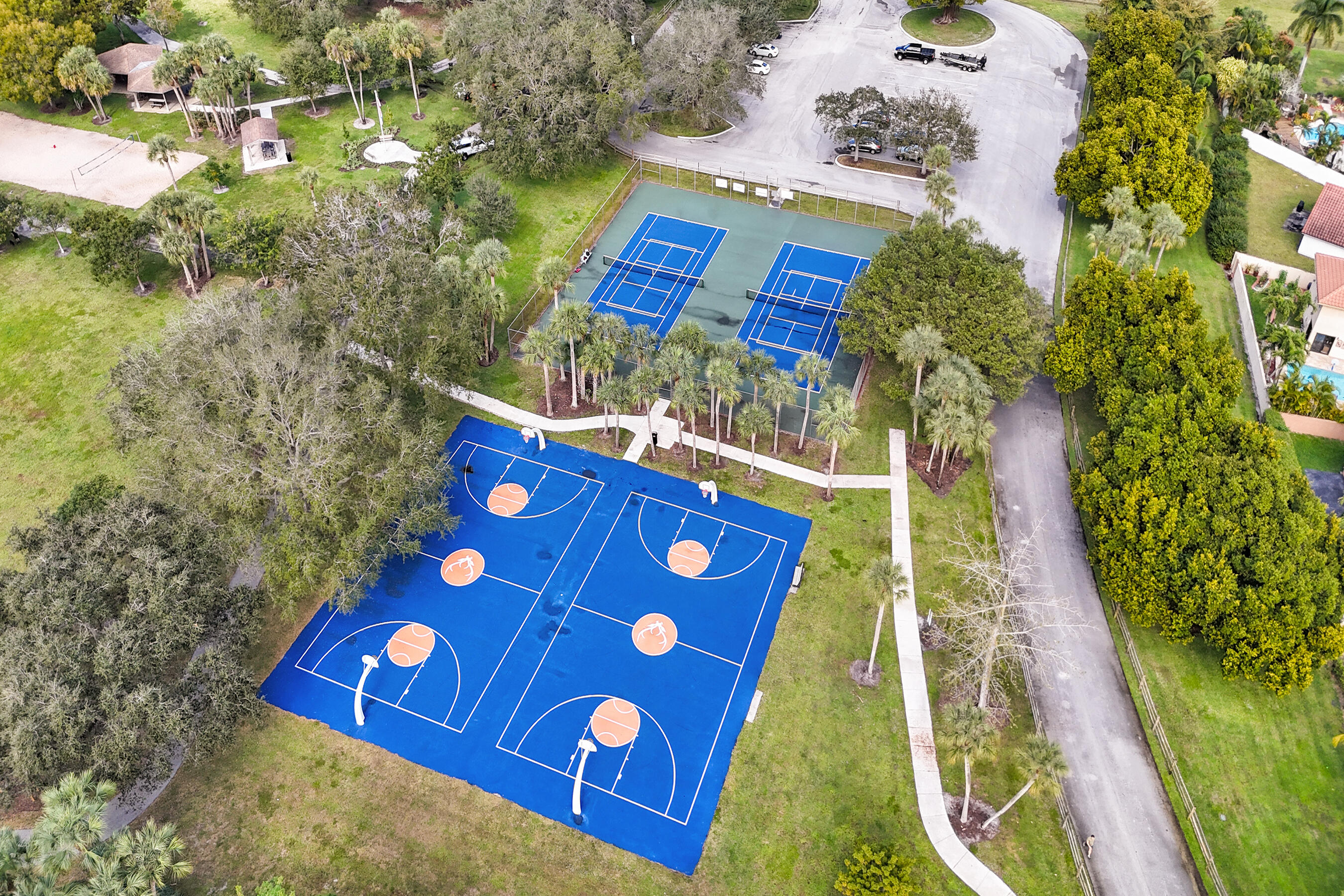 600 NW 45th Avenue
