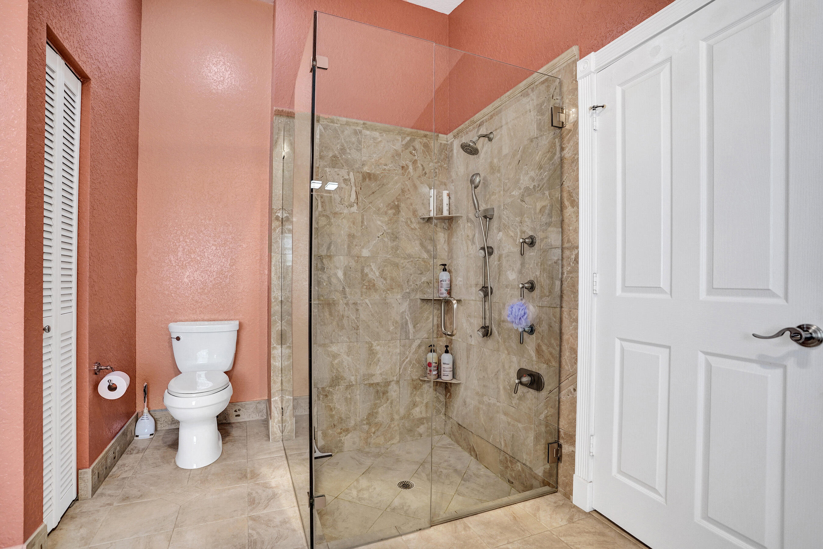 600 NW 45th Avenue
