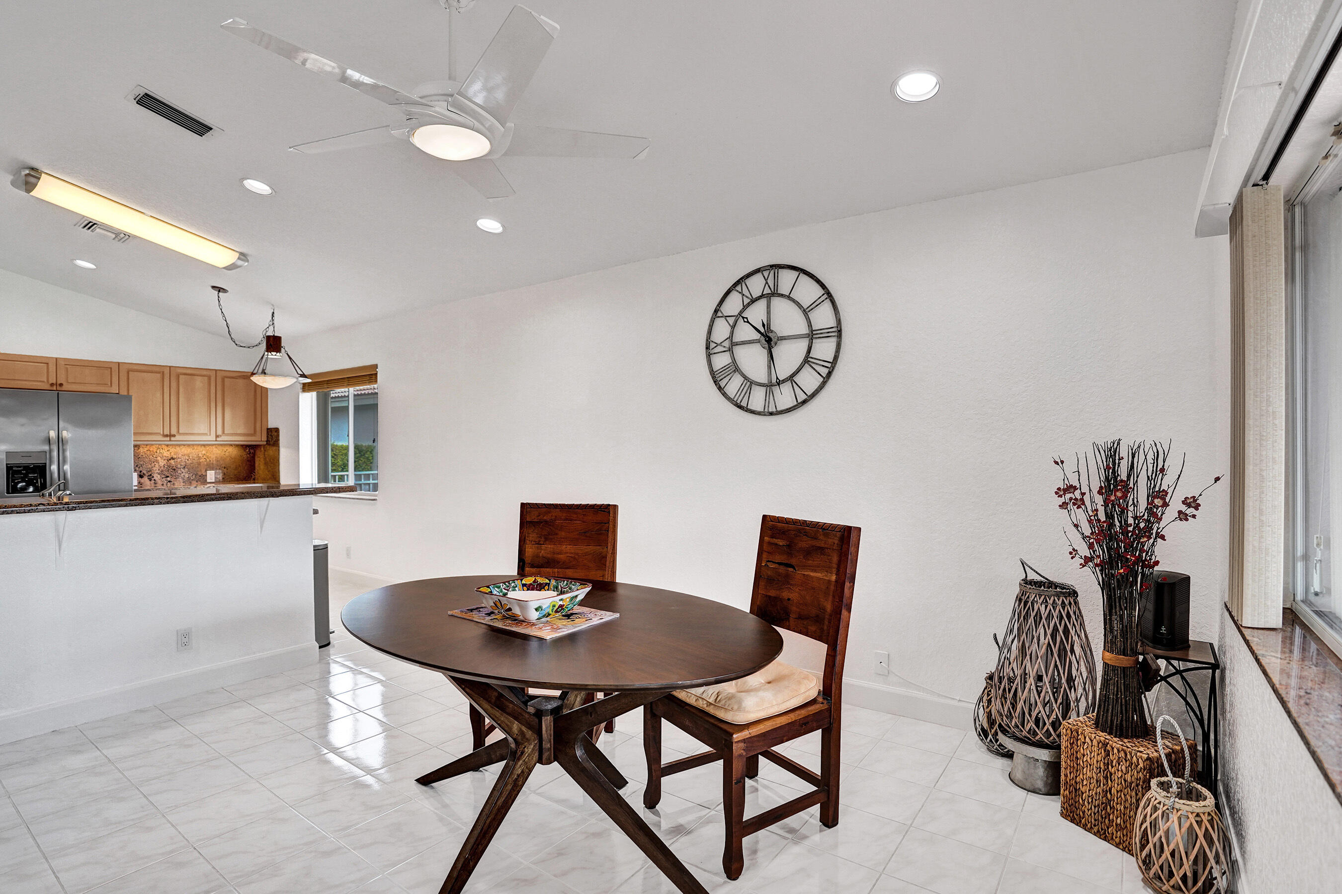 600 NW 45th Avenue