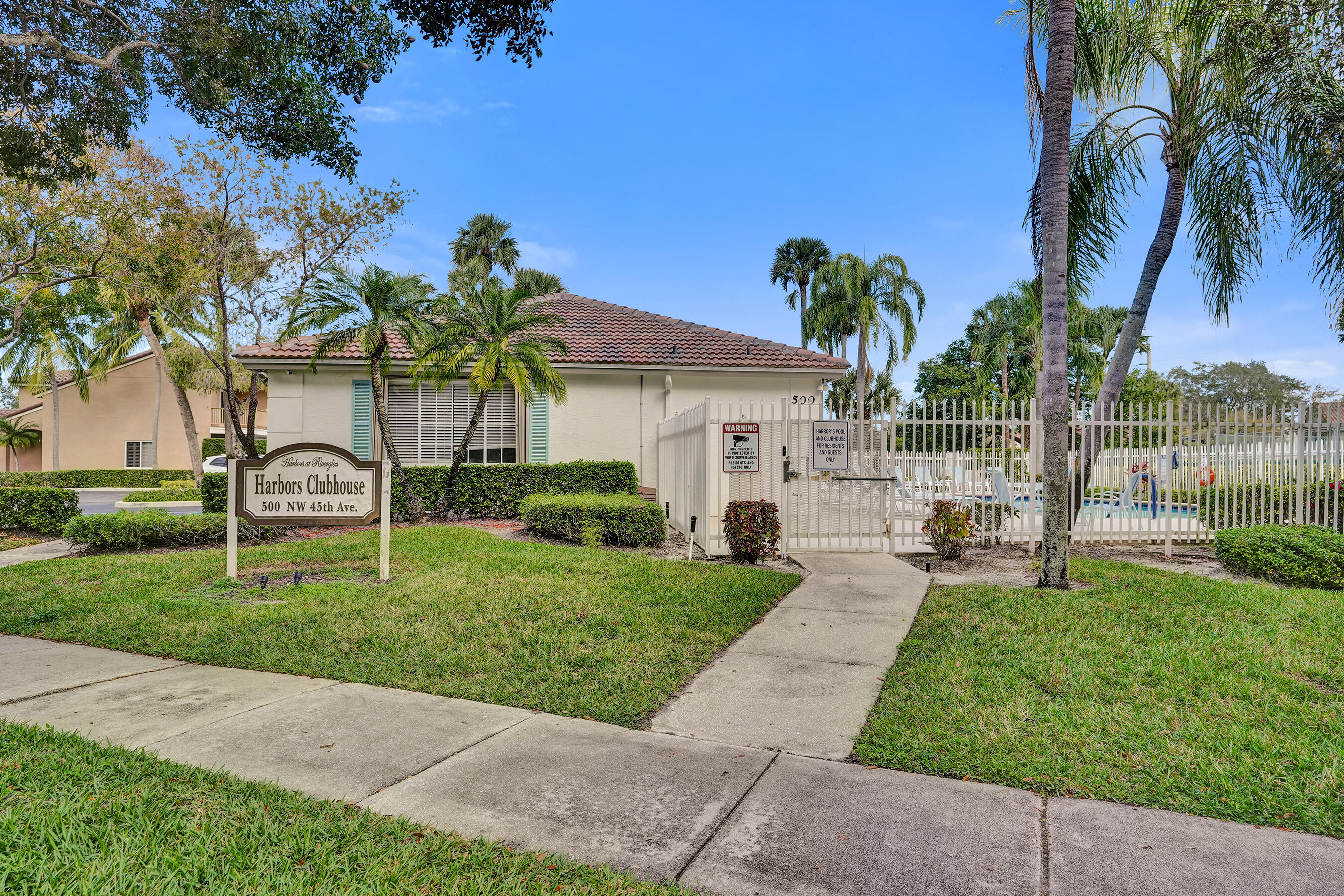 600 NW 45th Avenue