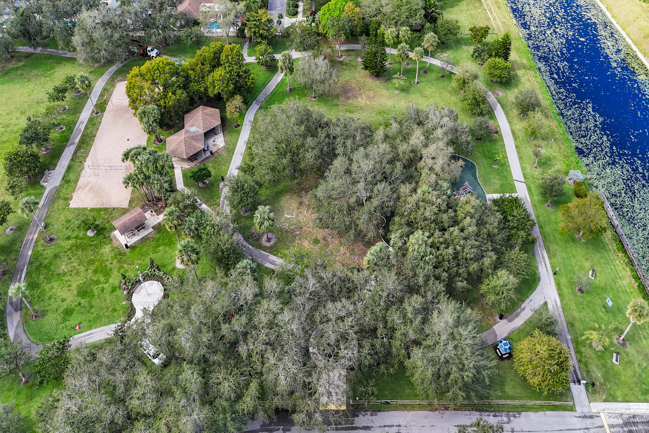 600 NW 45th Avenue