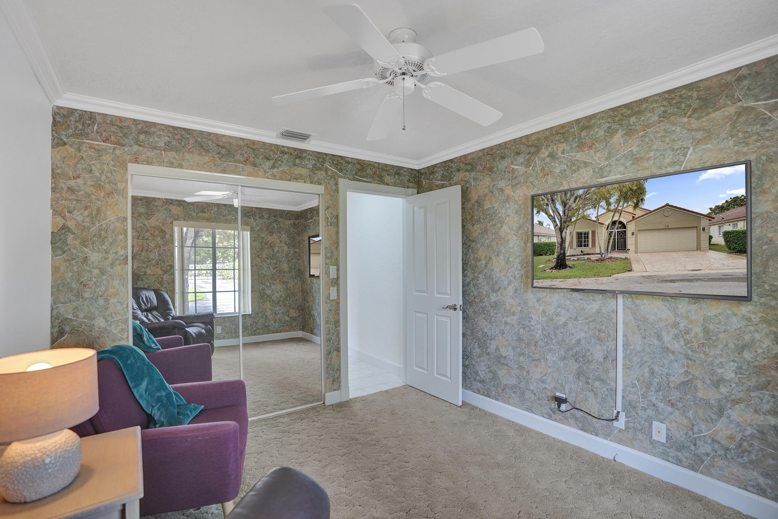 600 NW 45th Avenue