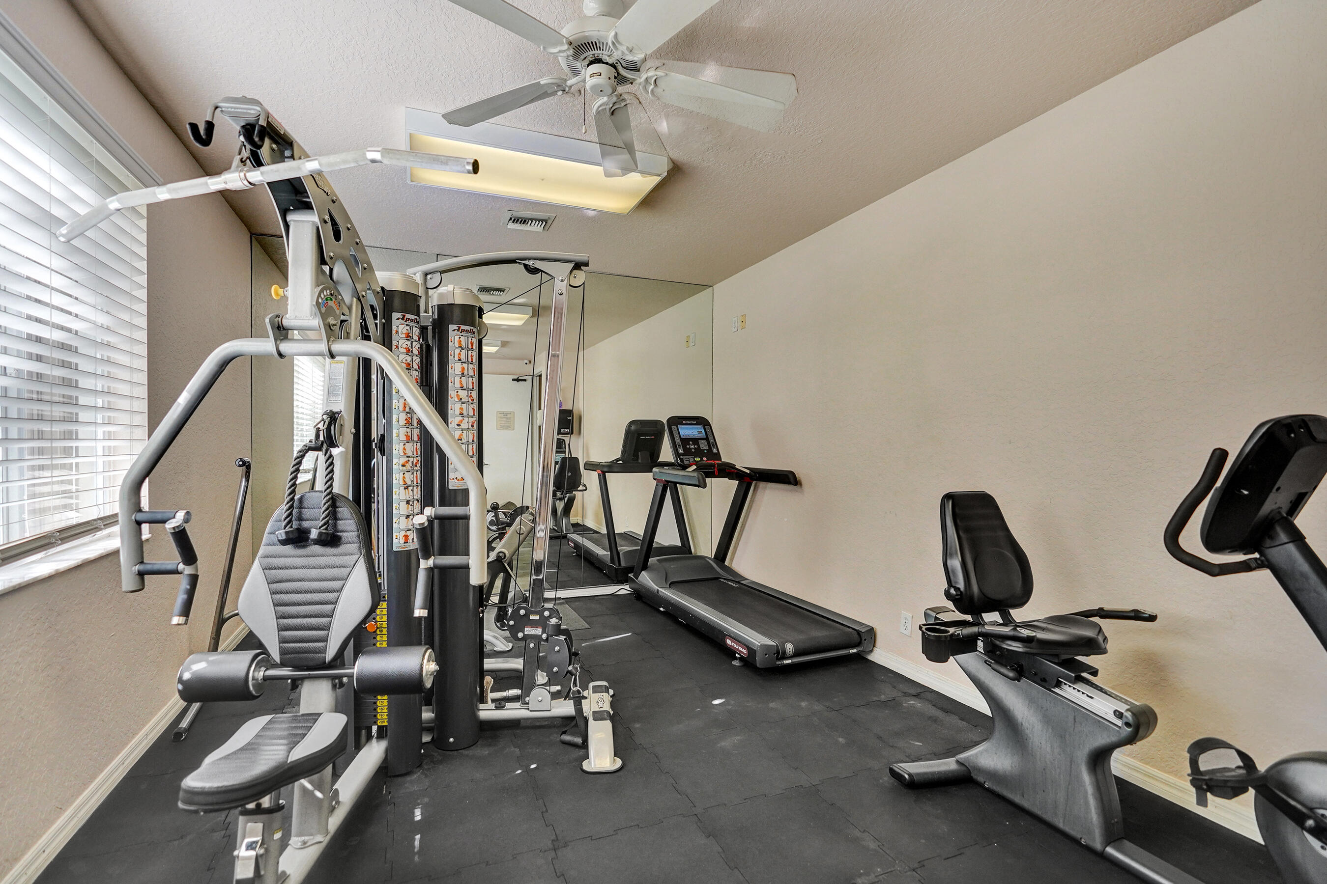 600 NW 45th Avenue