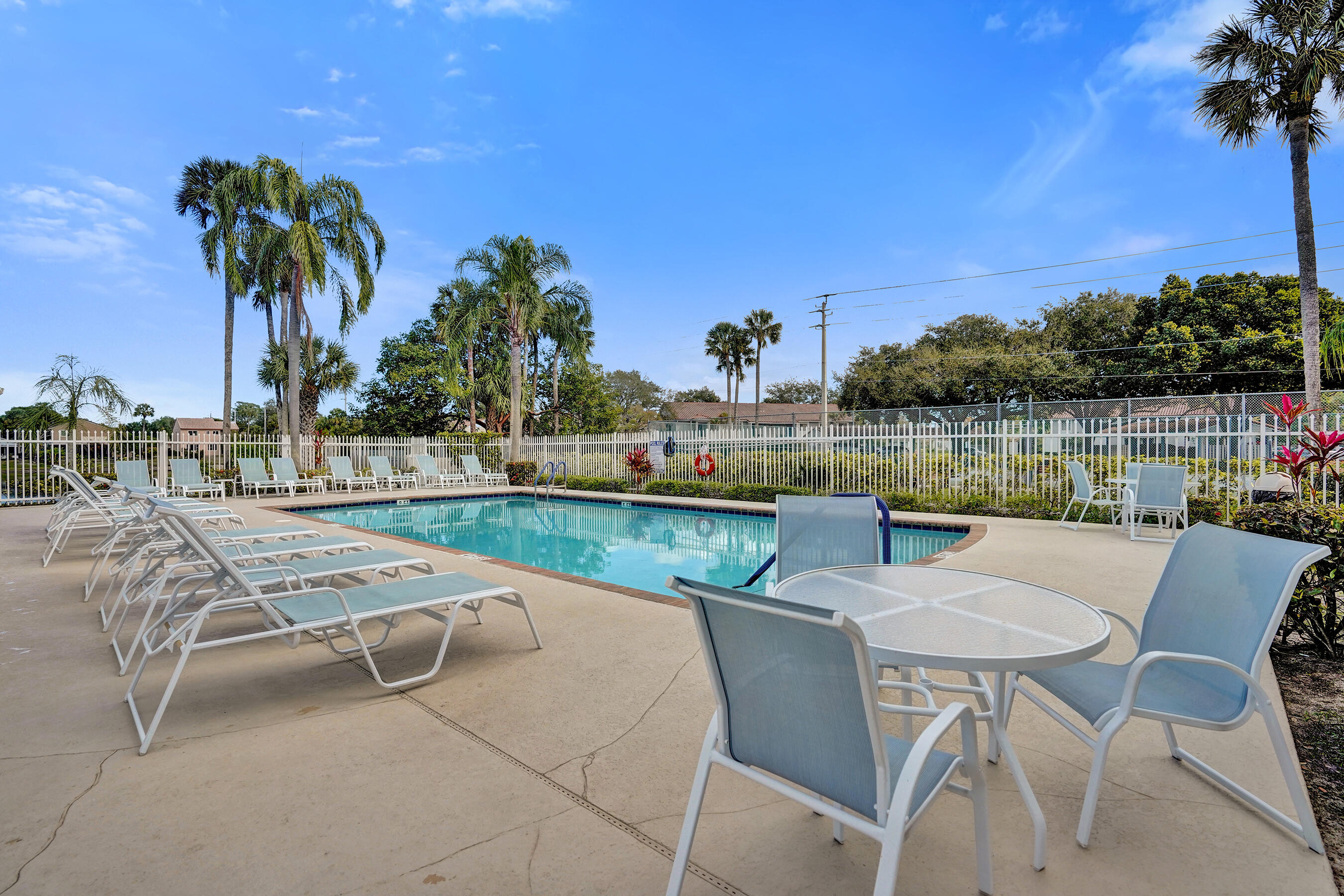 600 NW 45th Avenue