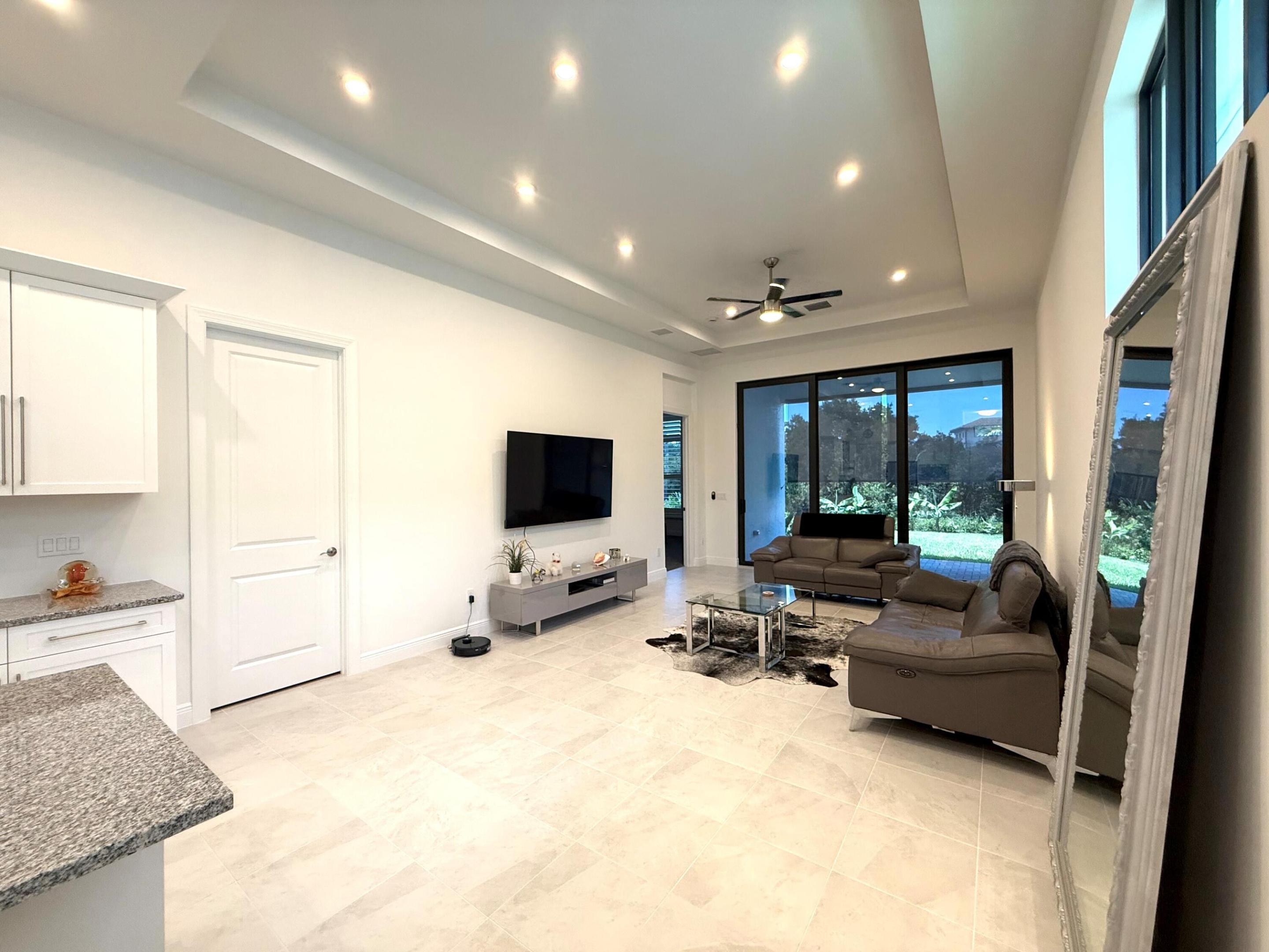 187 SE Via Sangro, Port St. Lucie