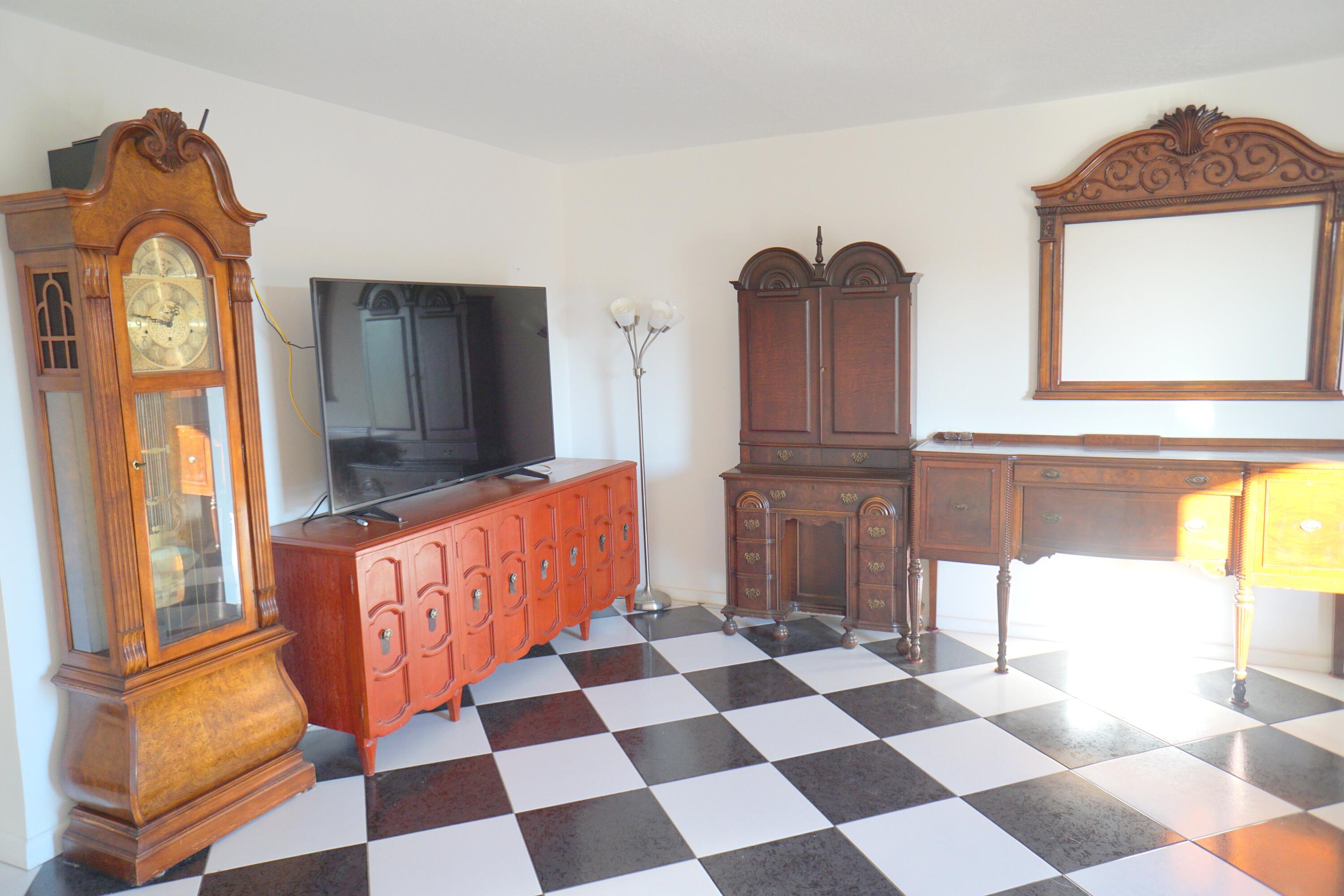 401 Southampton