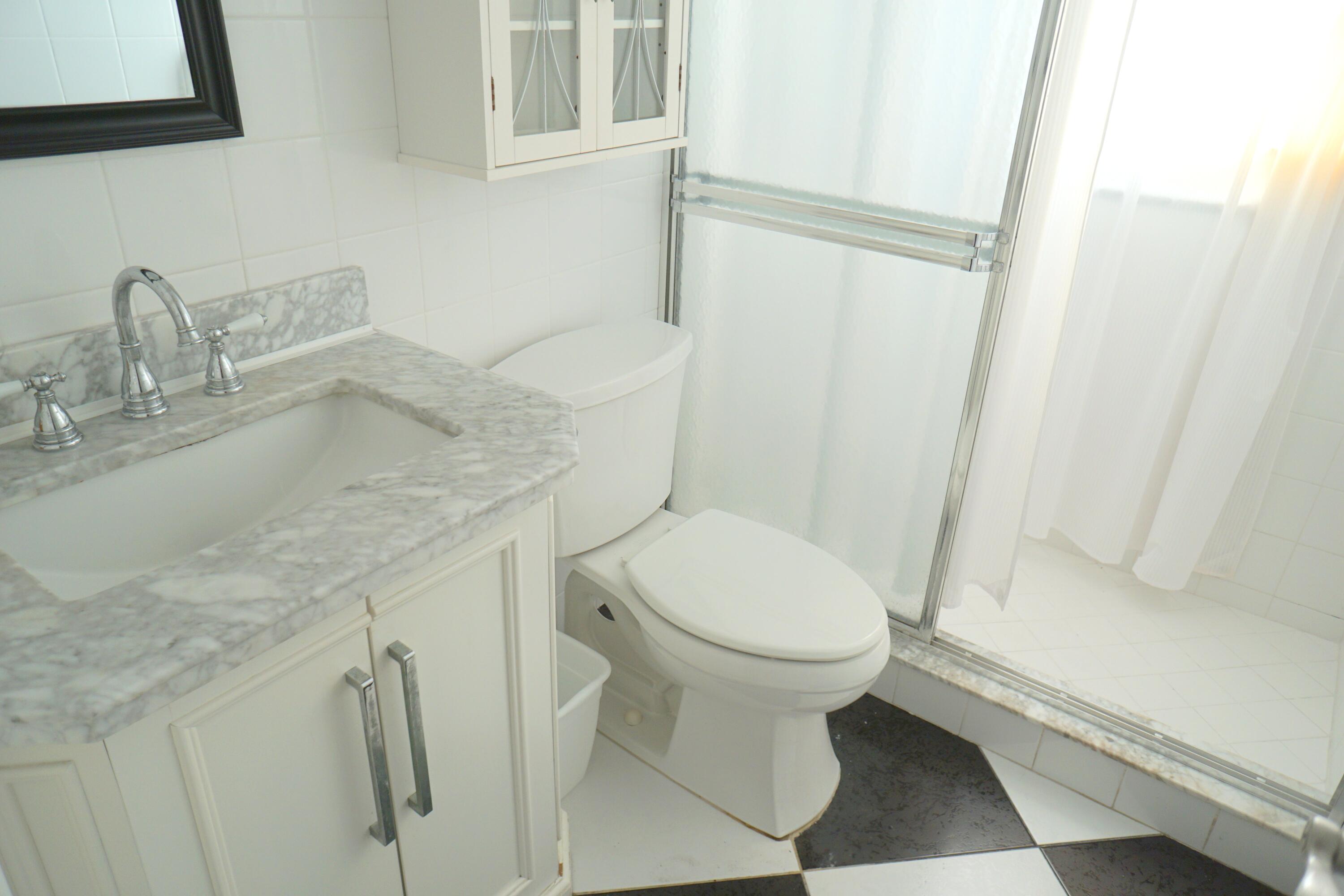 401 Southampton