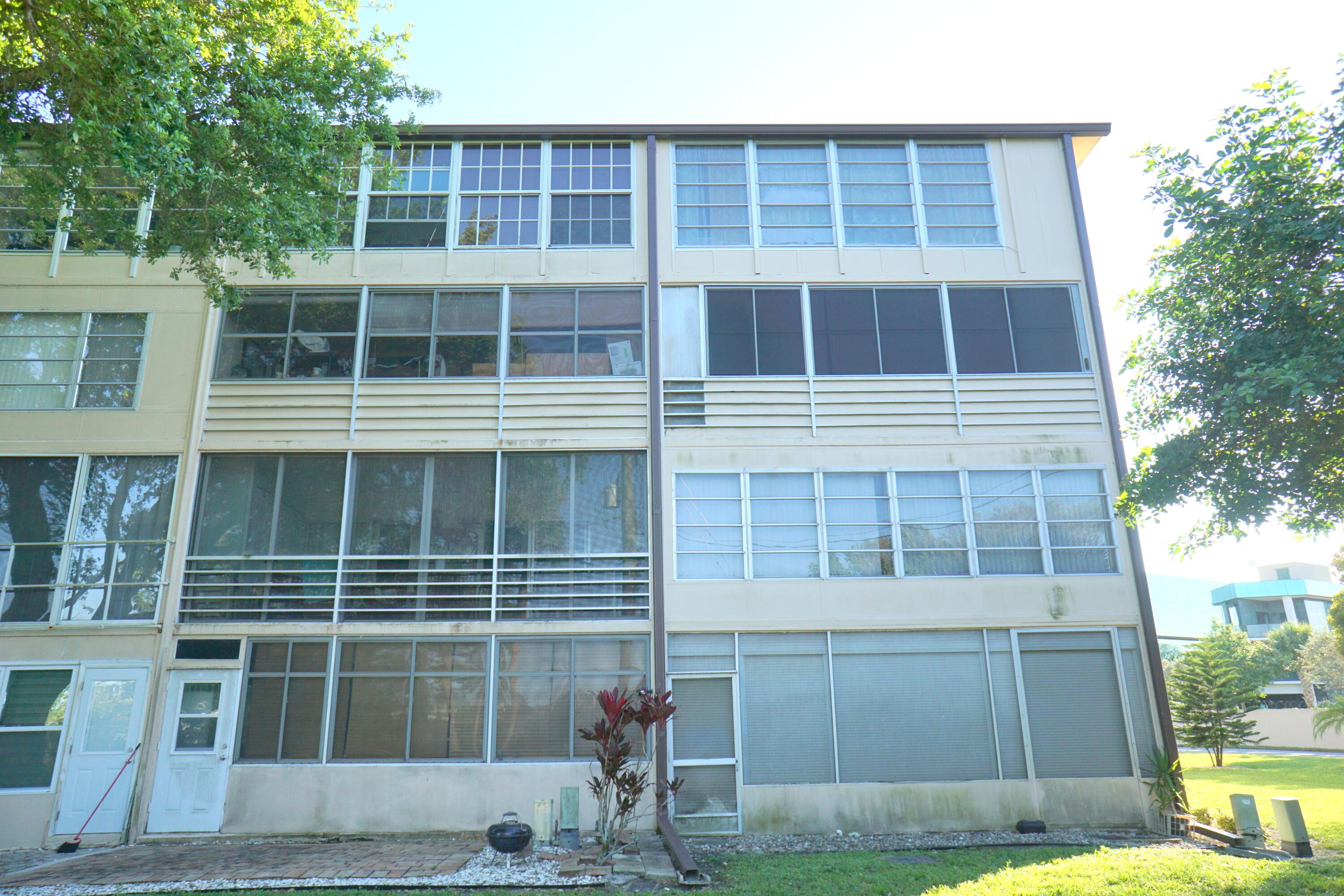 401 Southampton