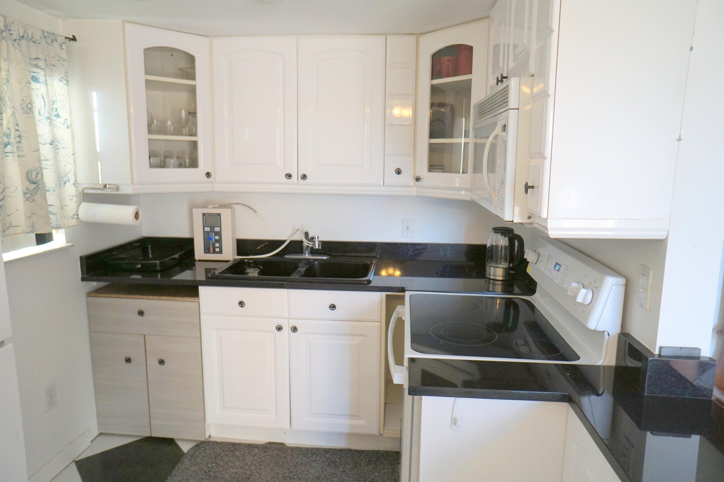 401 Southampton