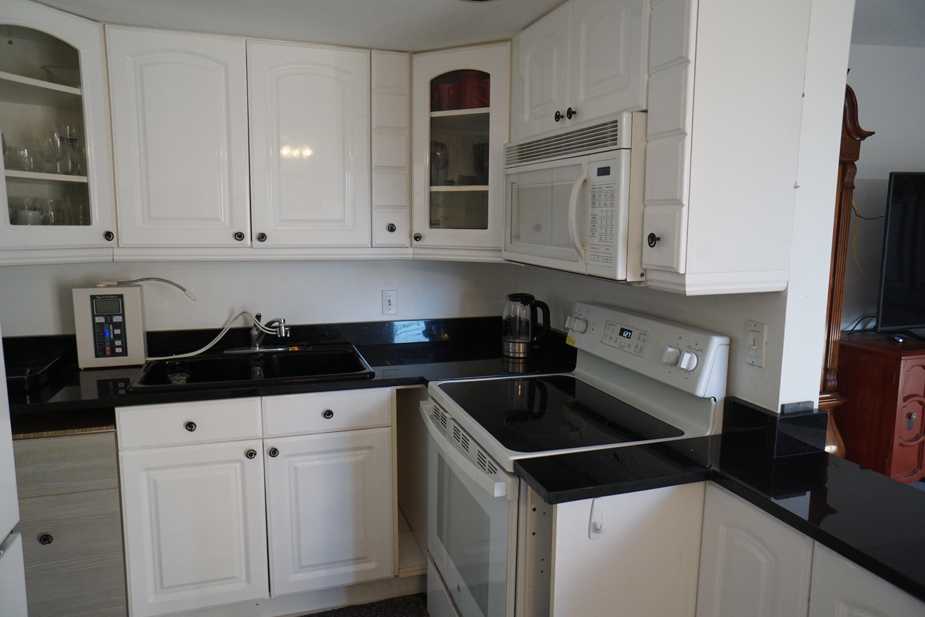 401 Southampton