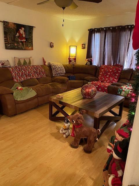 8105 NW 27th Street 1
