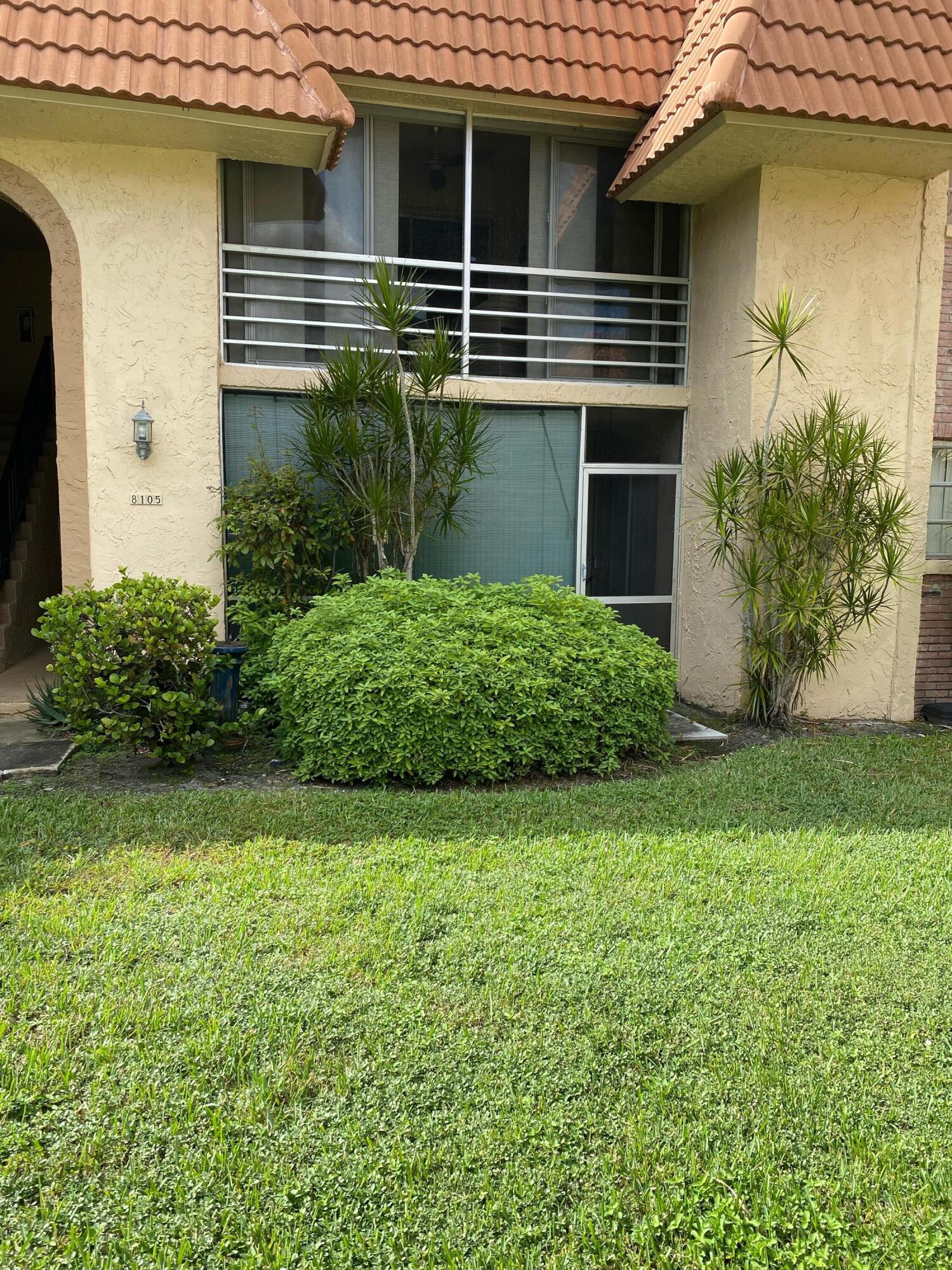 8105 NW 27th Street 1