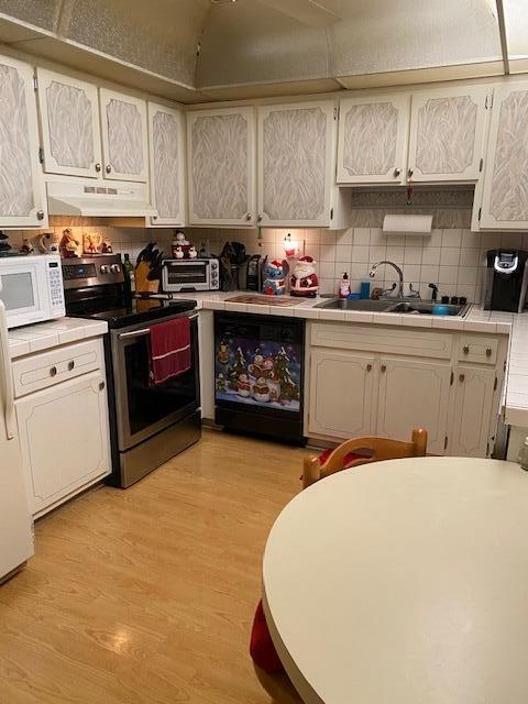 8105 NW 27th Street 1