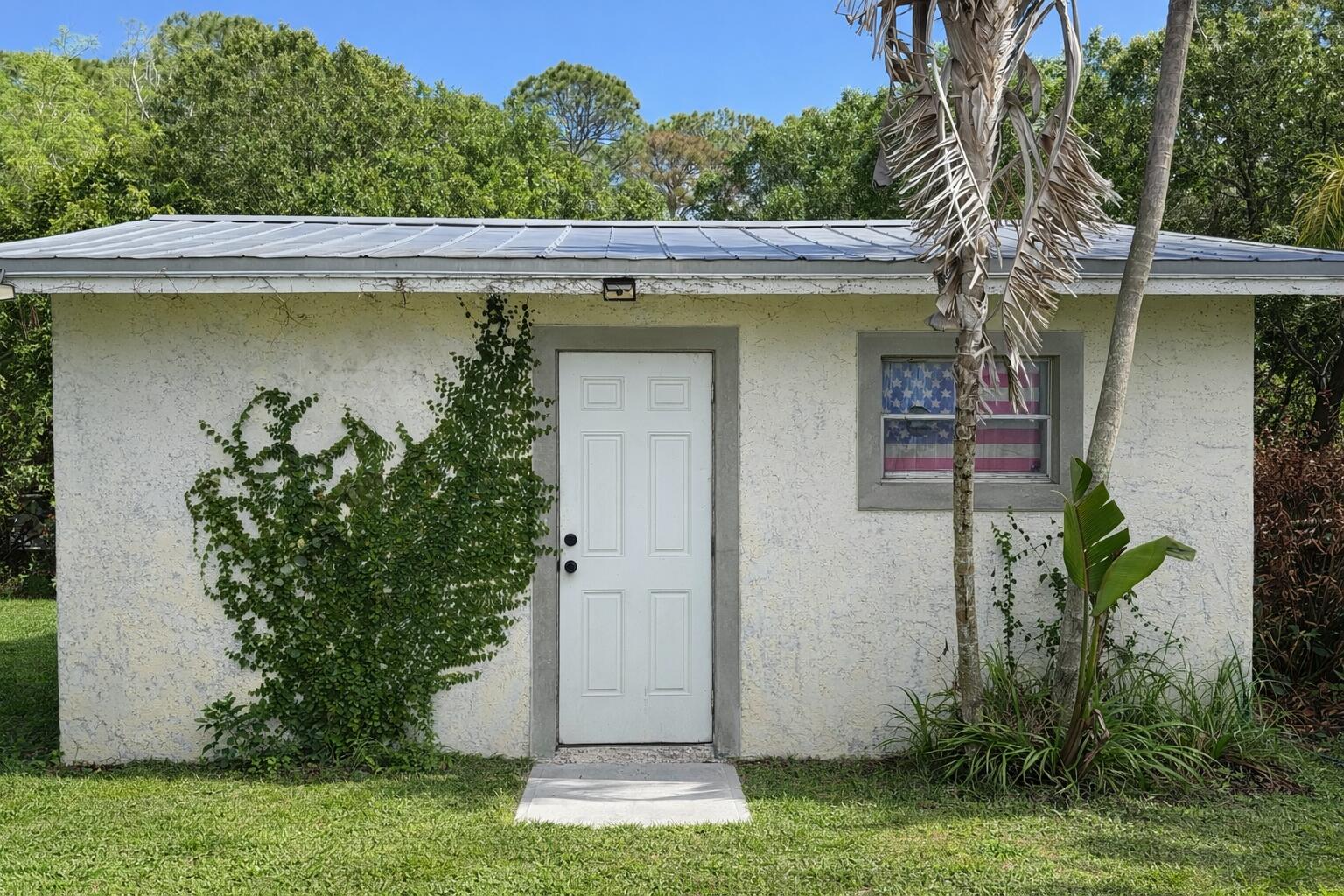 5512 Buchanan Drive
