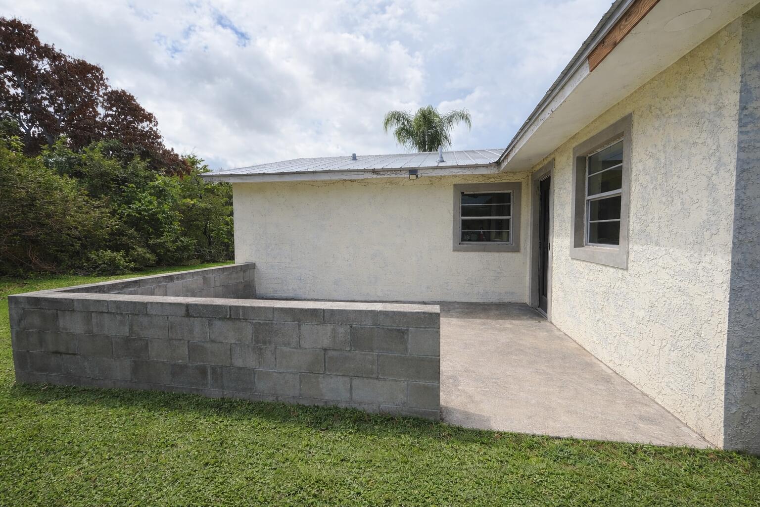 5512 Buchanan Drive