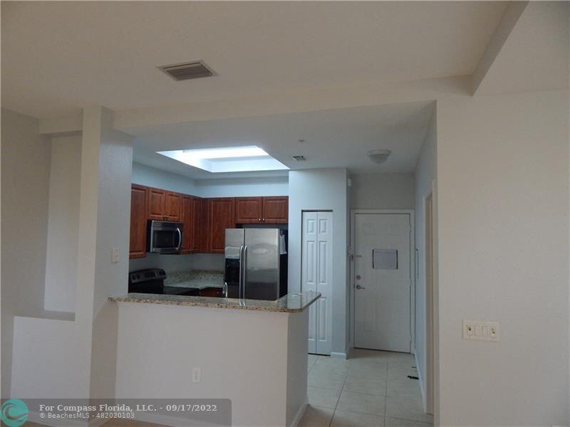 4720 Mimosa Place 909