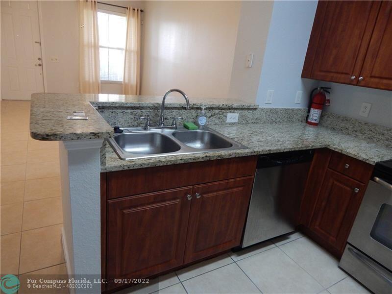 4720 Mimosa Place 909