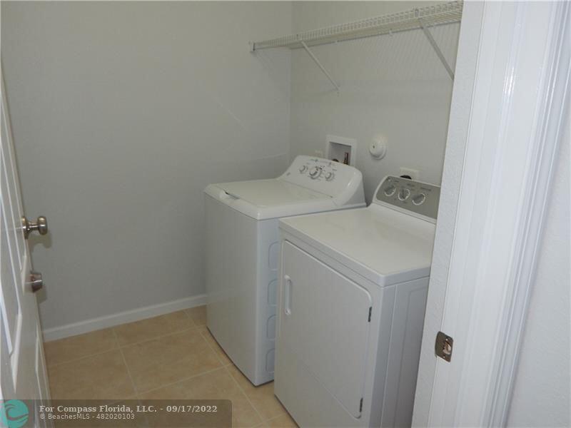 4720 Mimosa Place 909