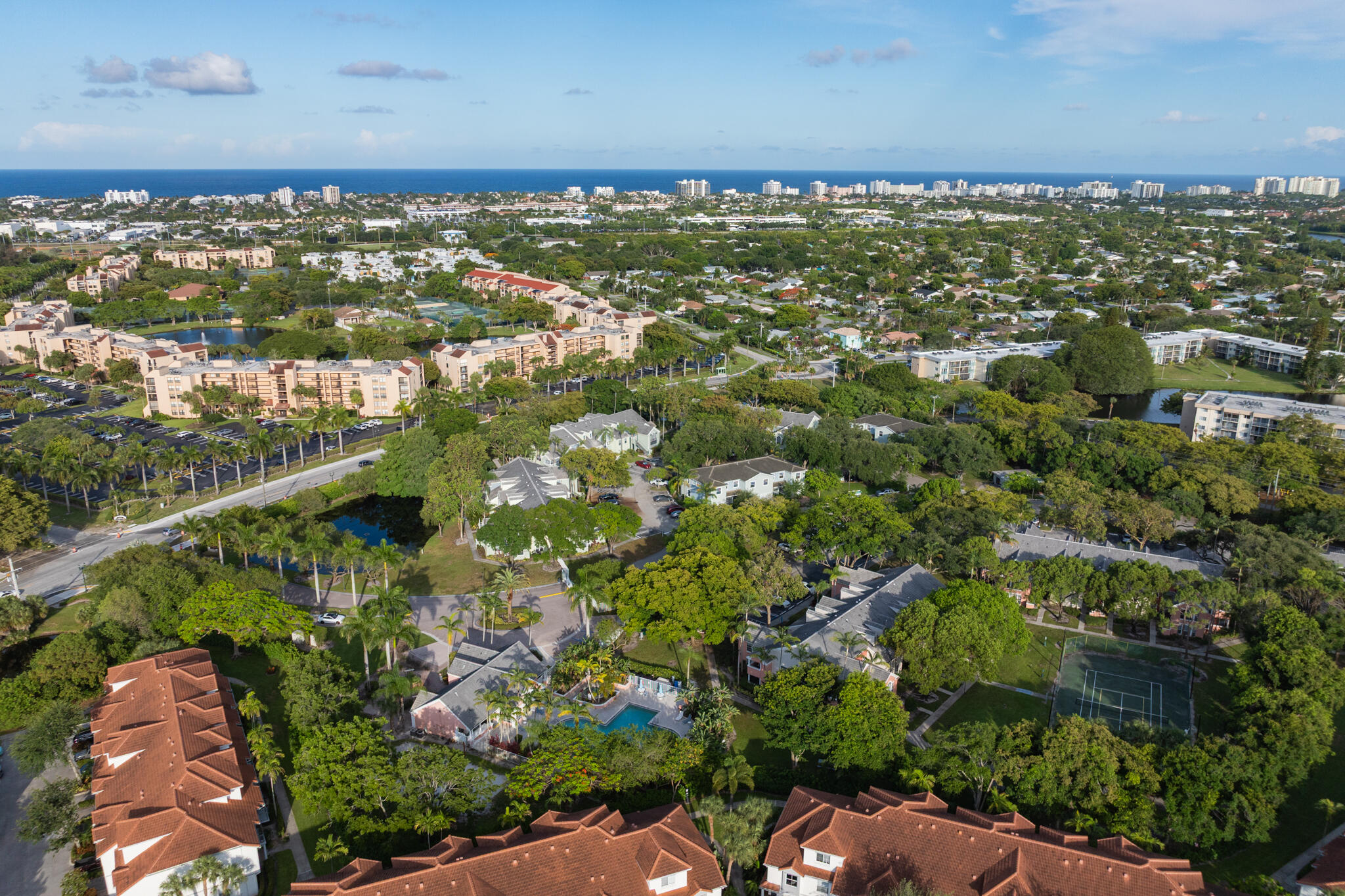 1000 Crystal Way L