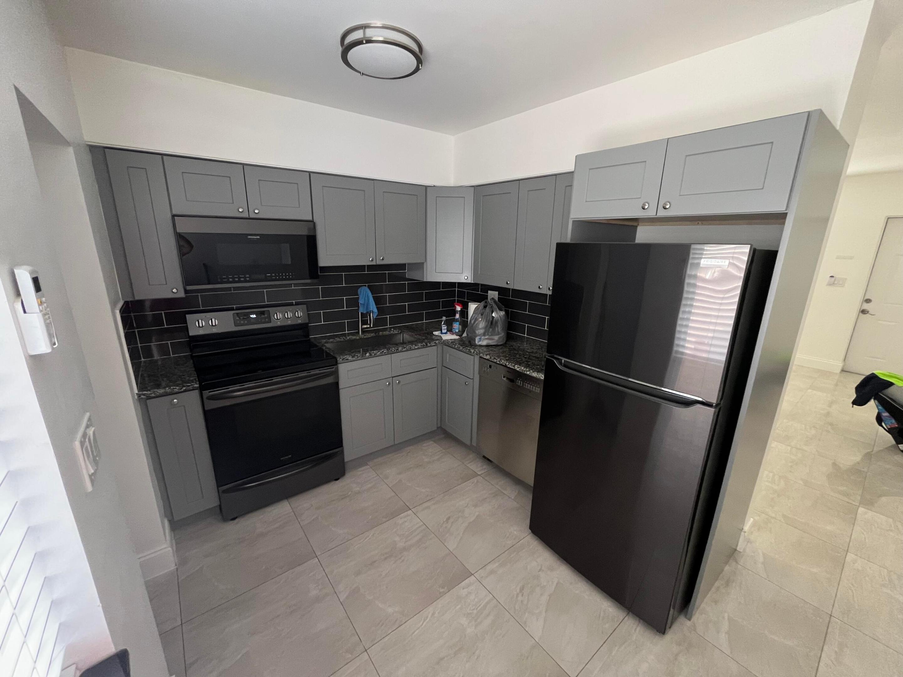 1019 SE 3rd Street 3