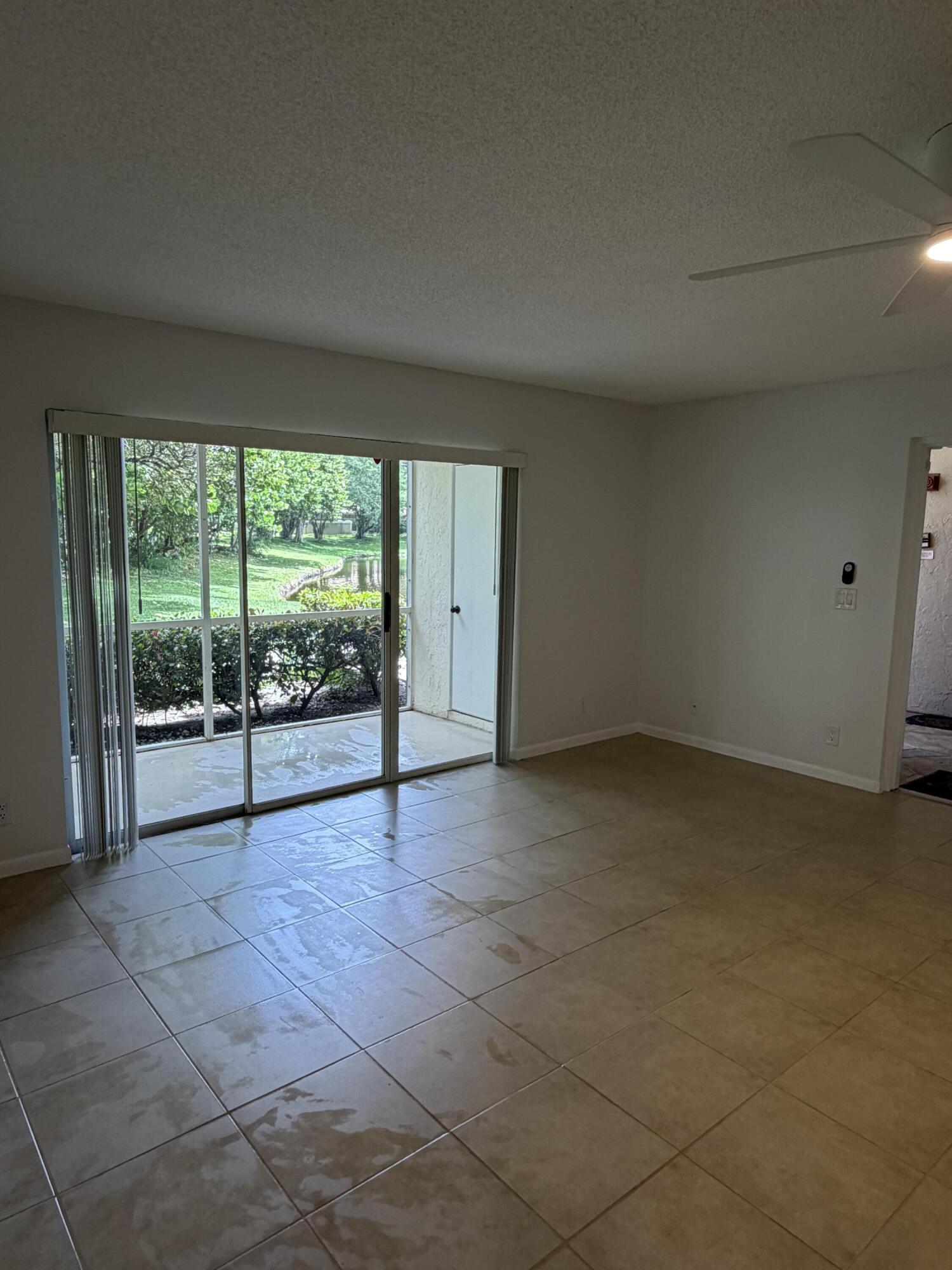 13811 Oneida Drive E1