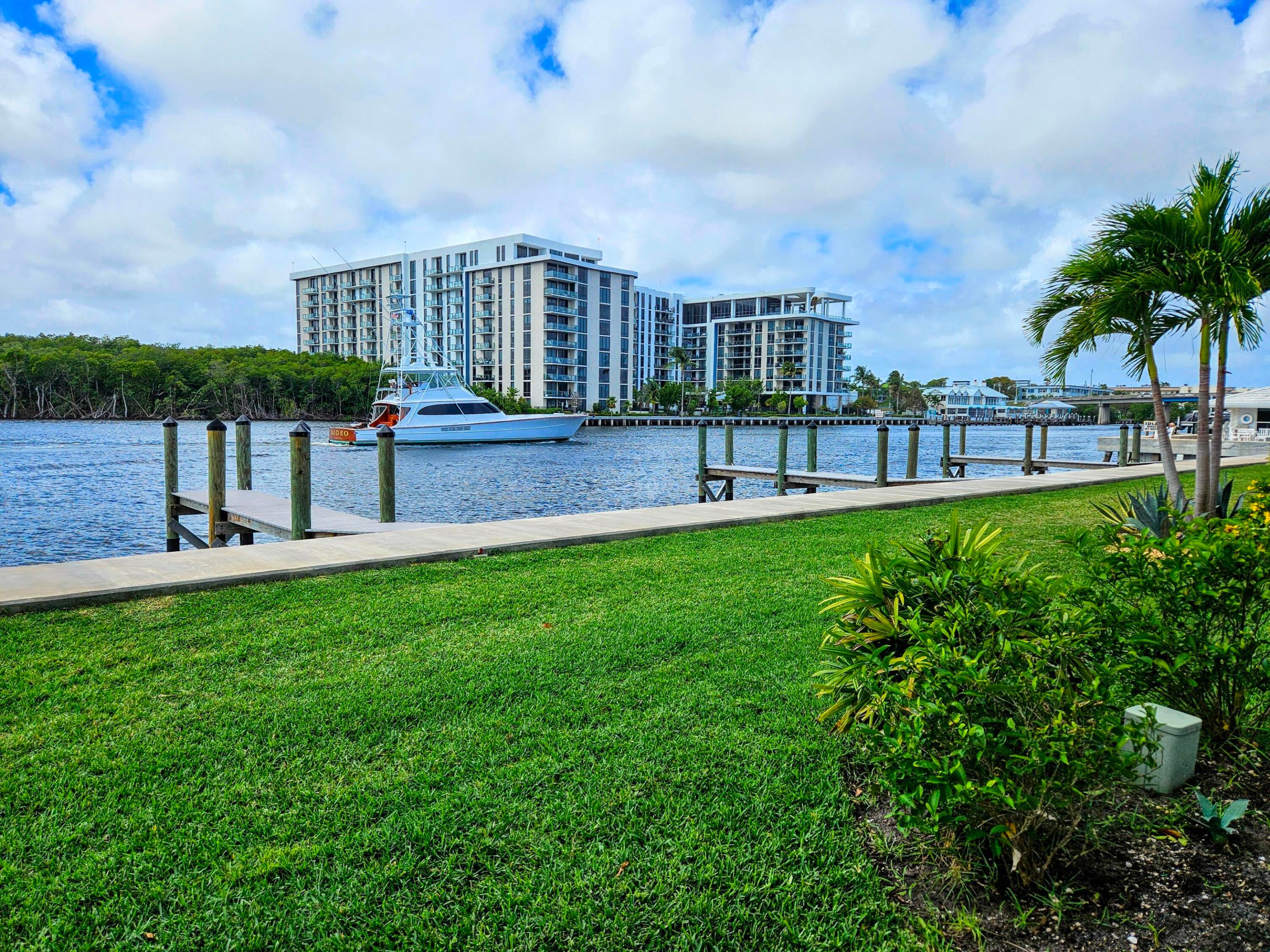 5530 N Ocean Boulevard 106
