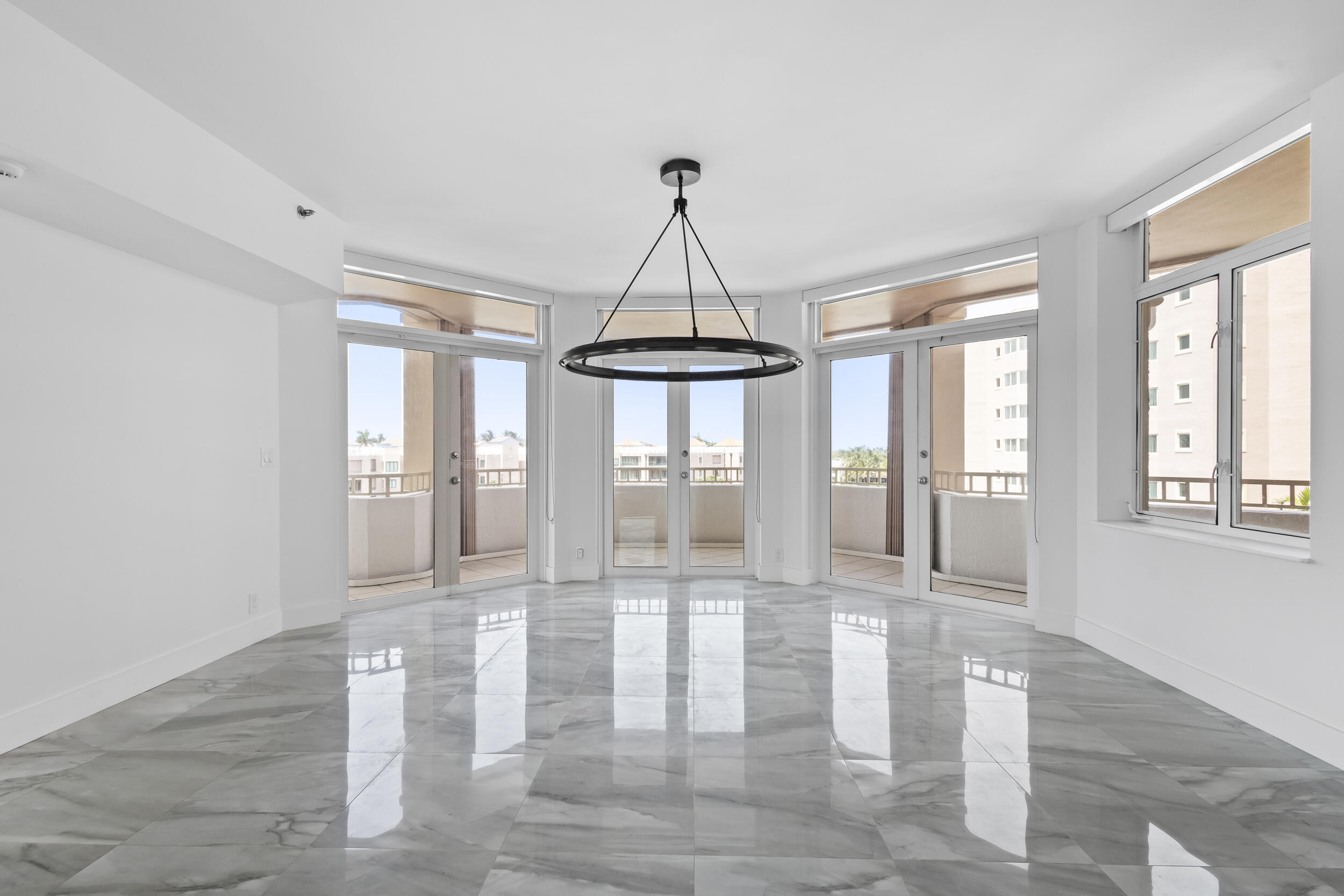 300 SE 5th Avenue 5180