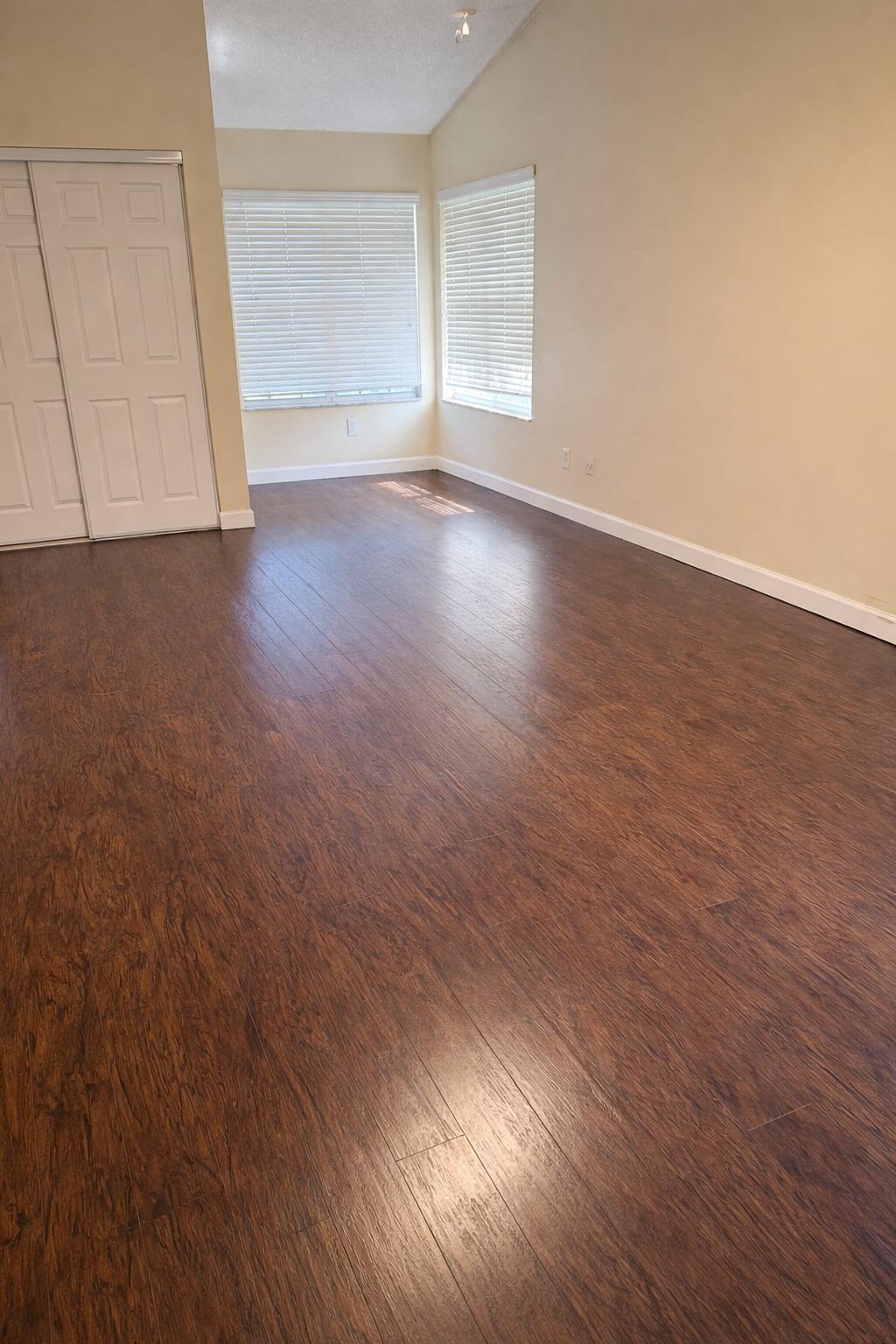 5302 Sapphire Valley