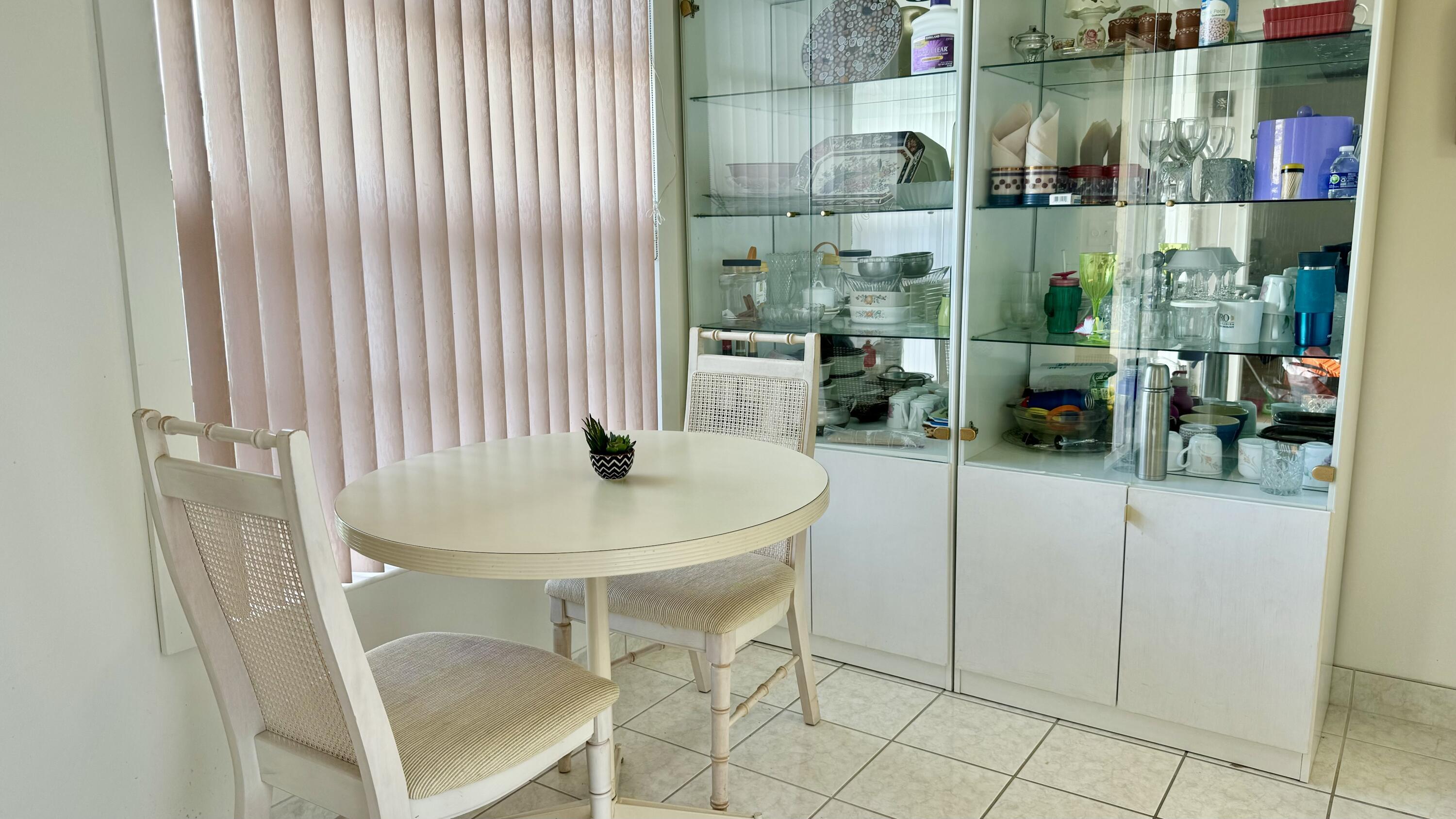 1551 NW 20th Avenue 102