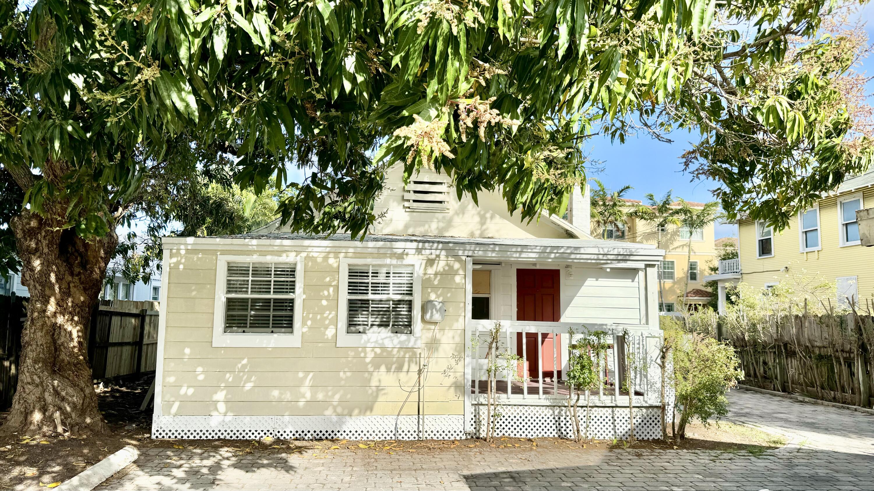205 S Federal Highway
