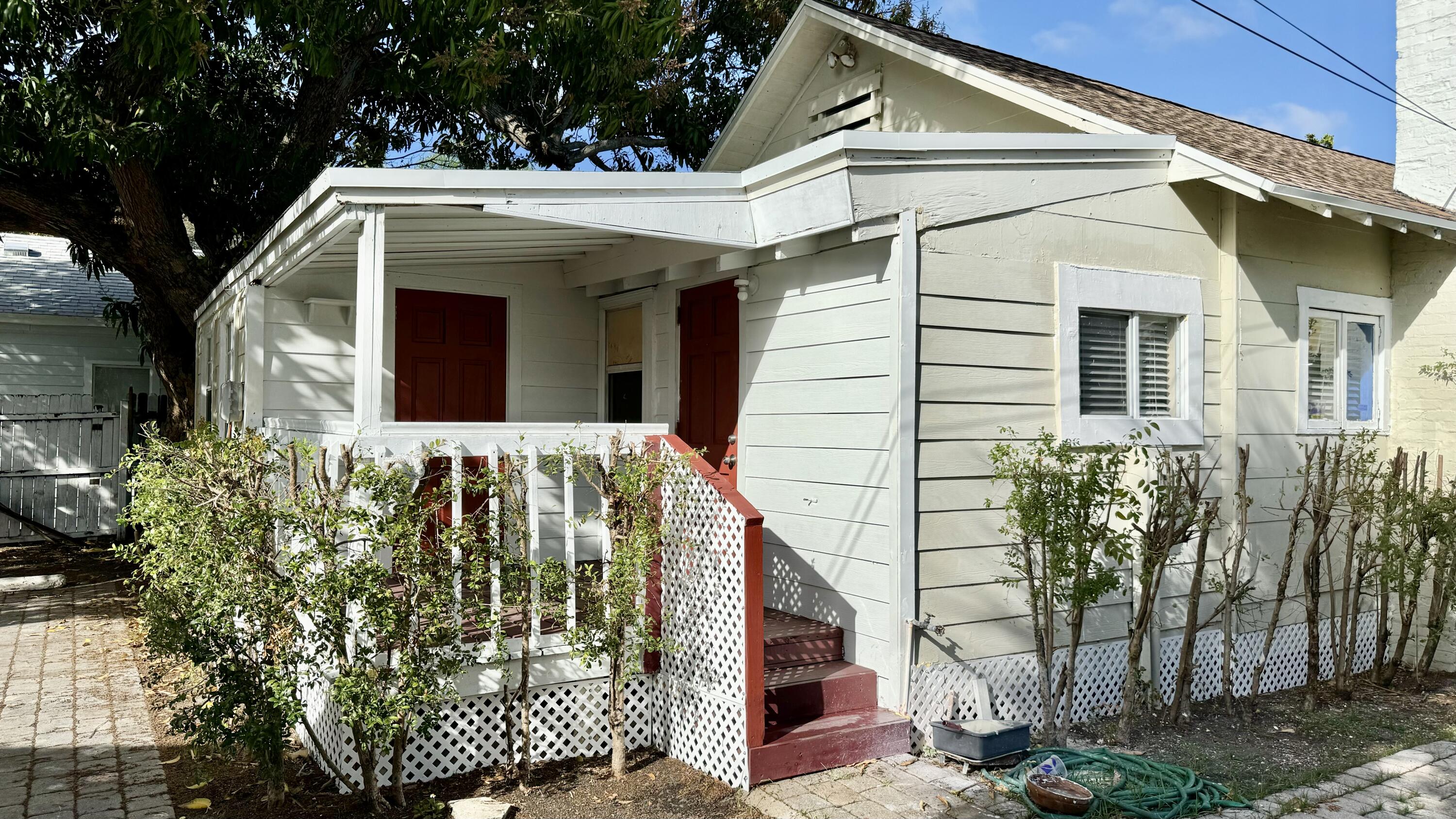 205 S Federal Highway