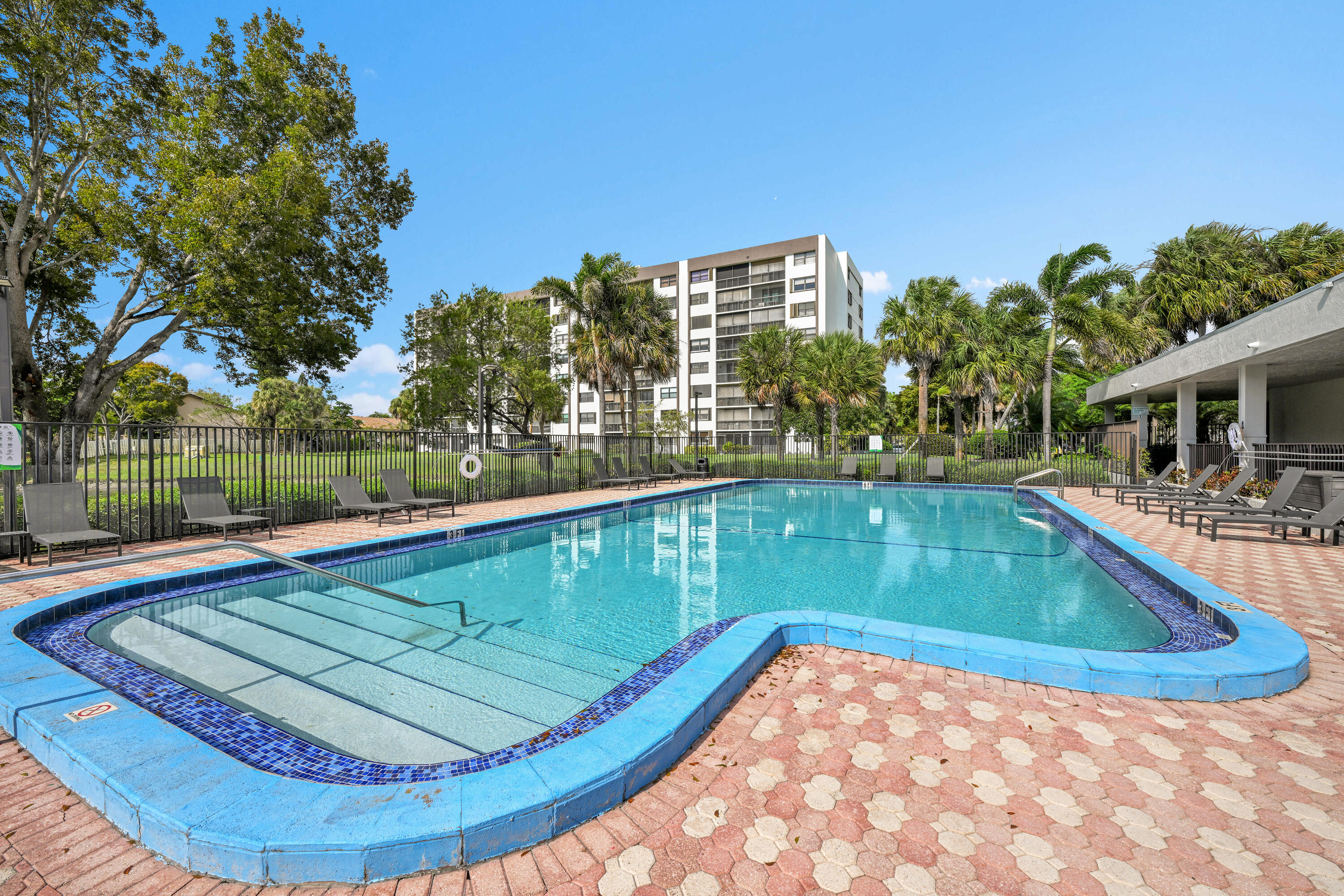 1266 S Military Trail 547