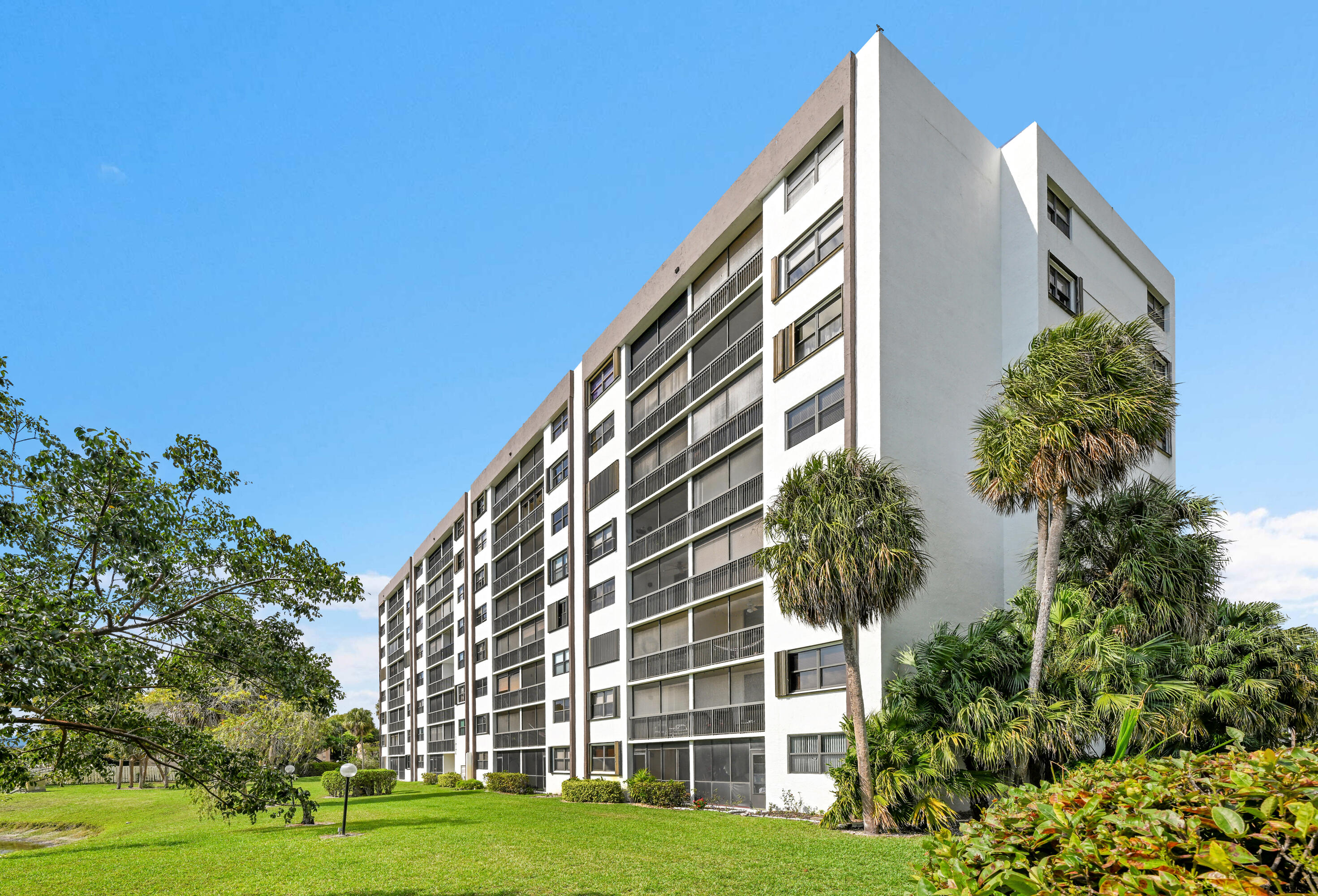 1266 S Military Trail 547