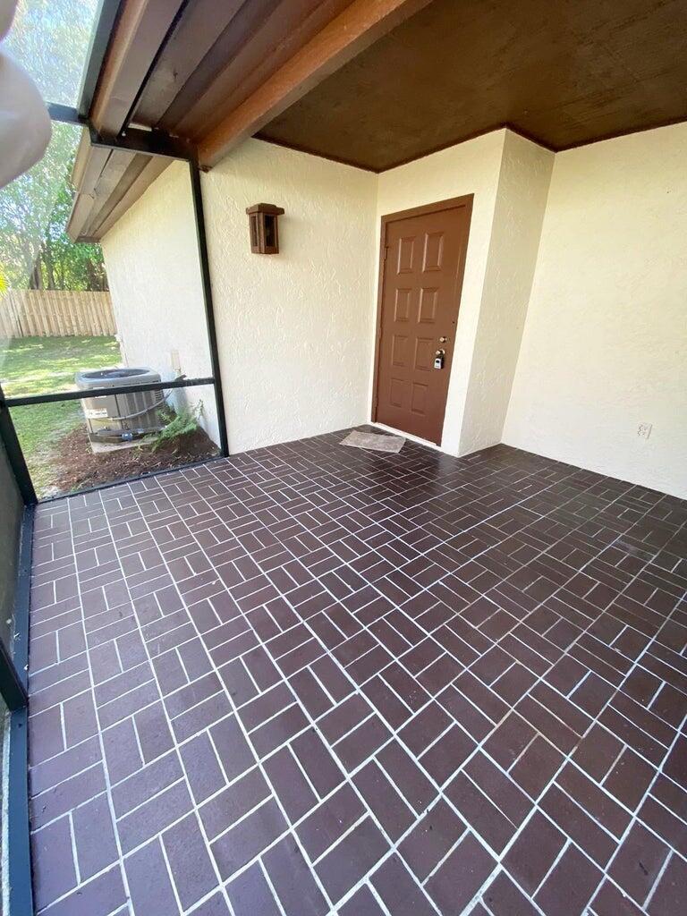4477 NW 3rd Drive
