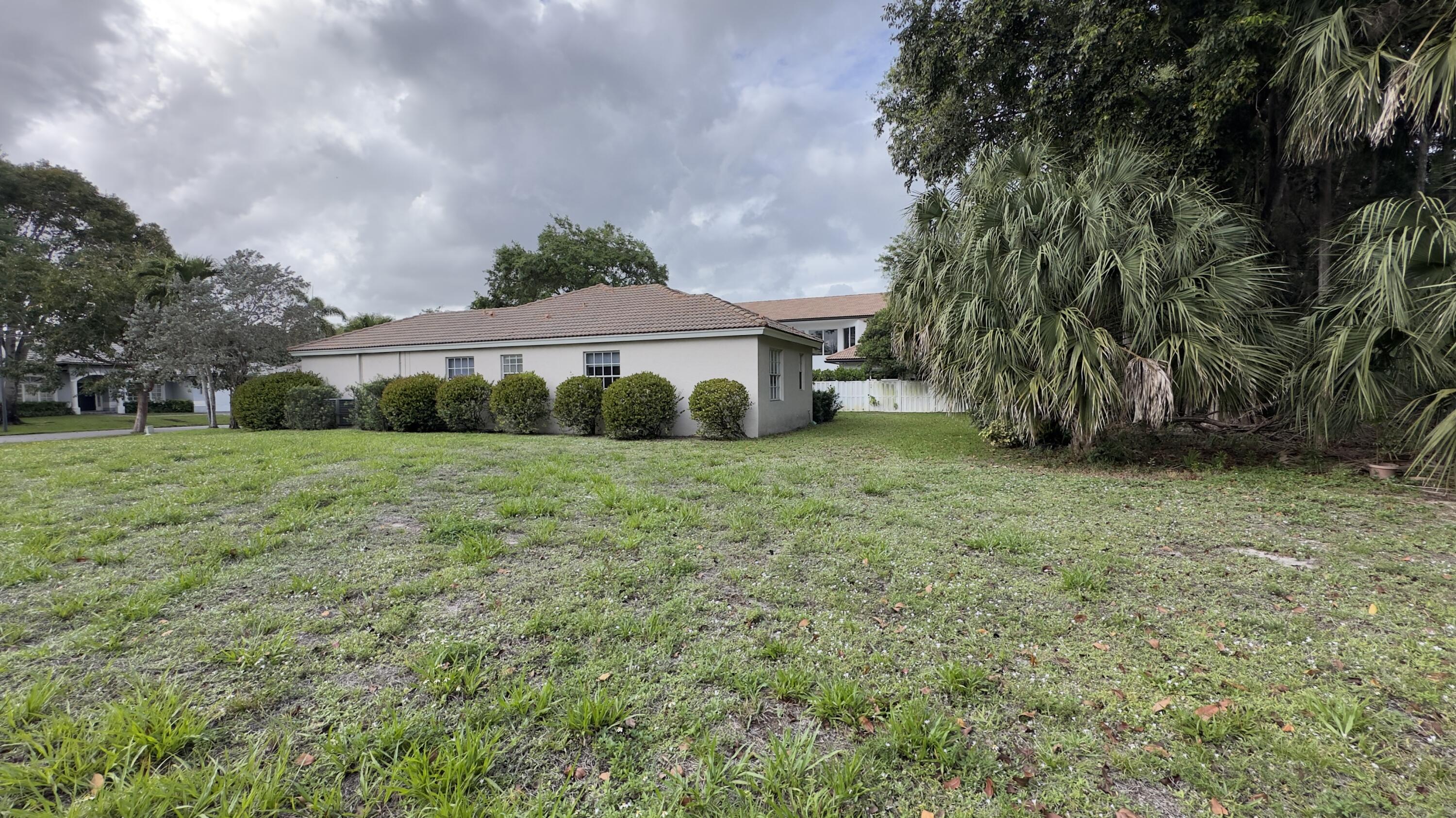 5176 NW 50th Terrace