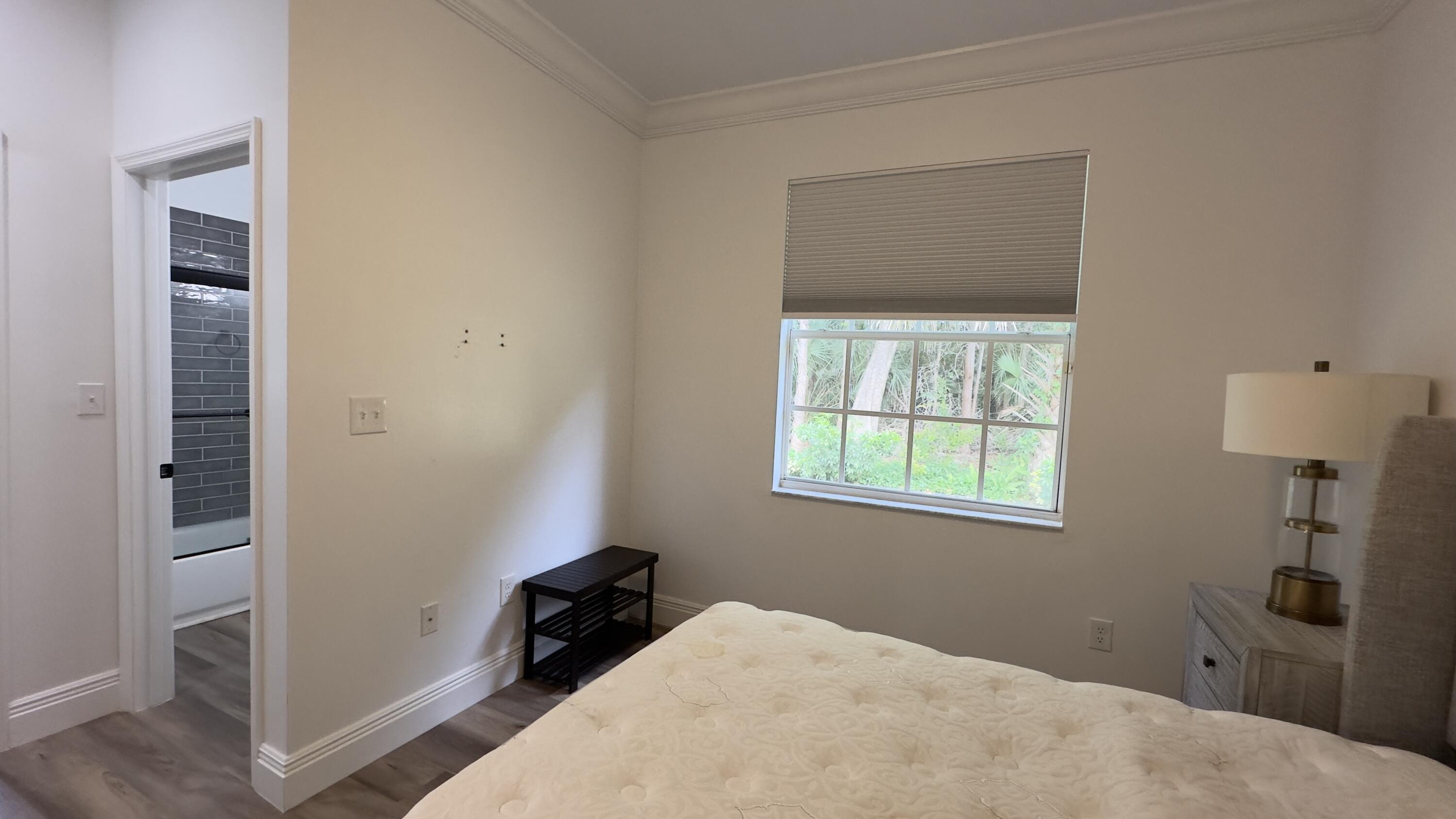 5176 NW 50th Terrace
