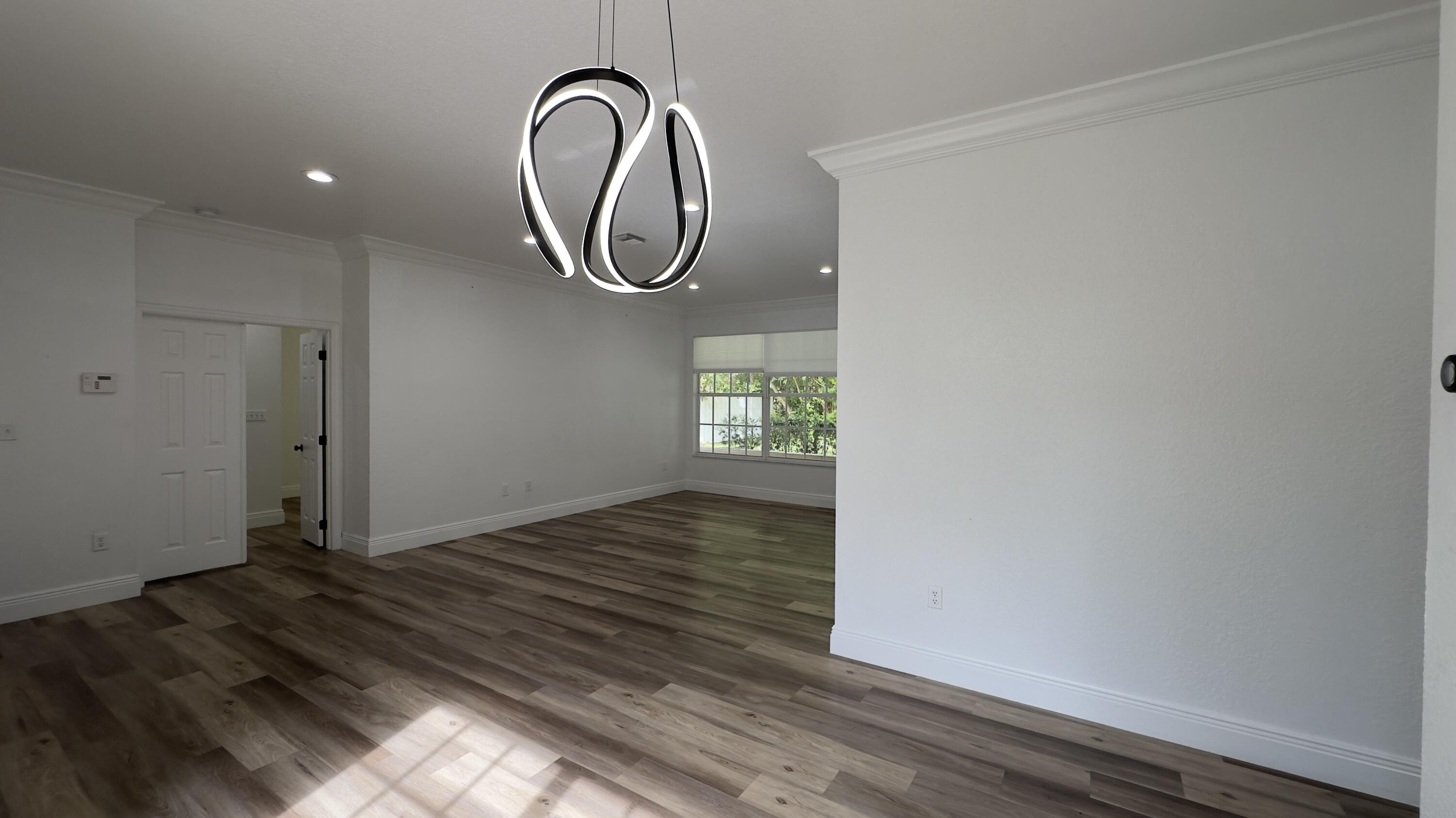 5176 NW 50th Terrace