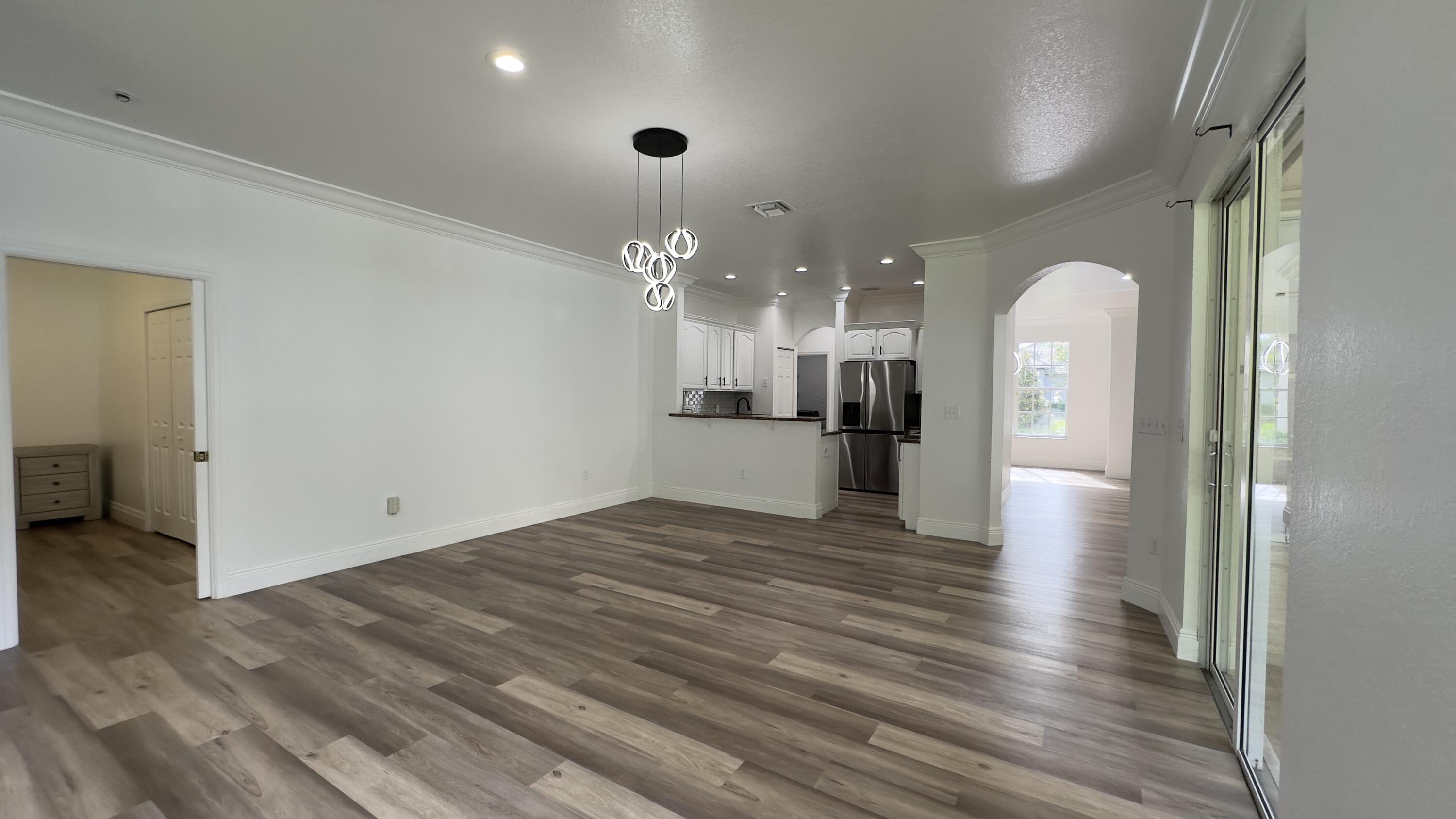 5176 NW 50th Terrace