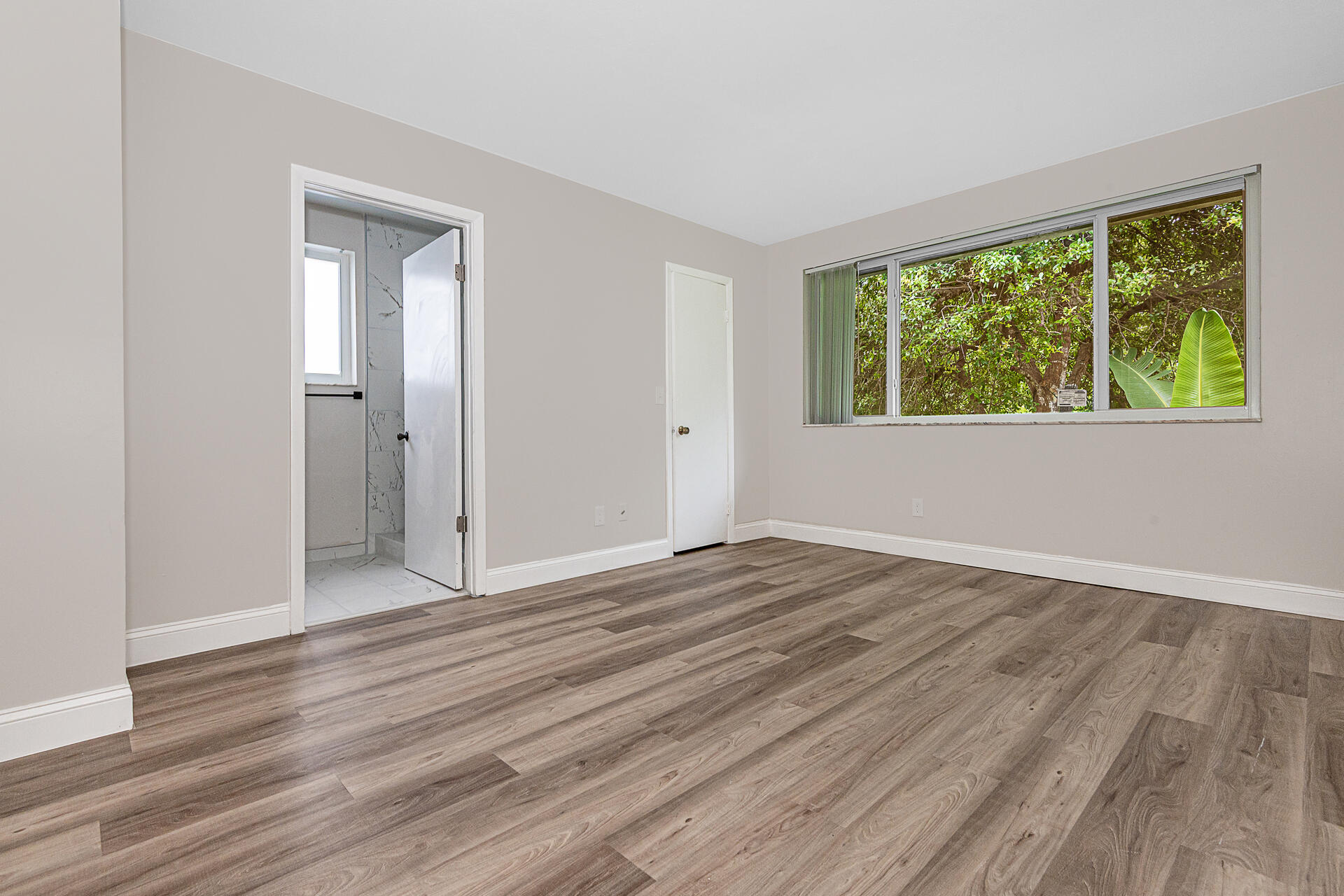 11500-11506 NW 43rd Court