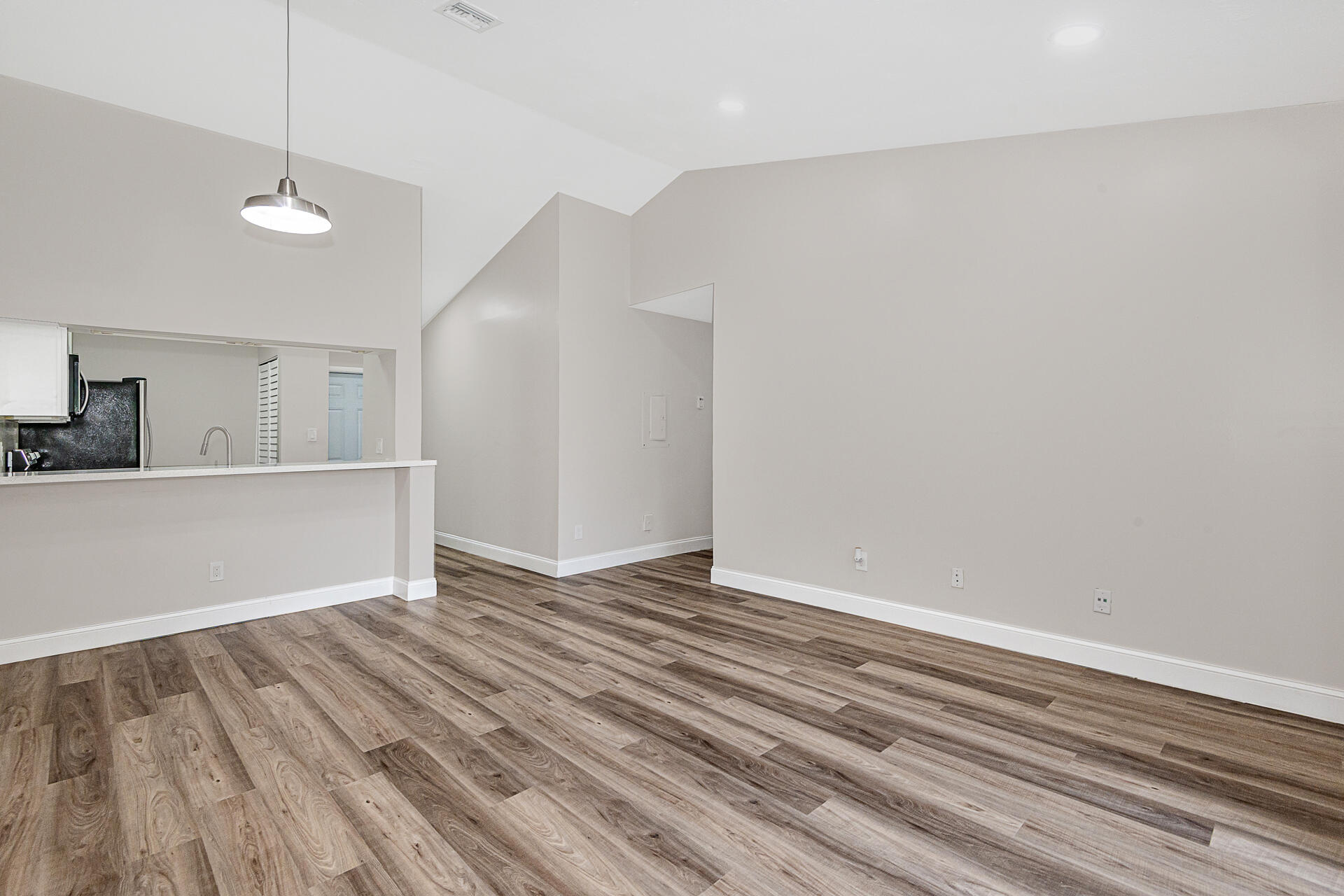 11500-11506 NW 43rd Court