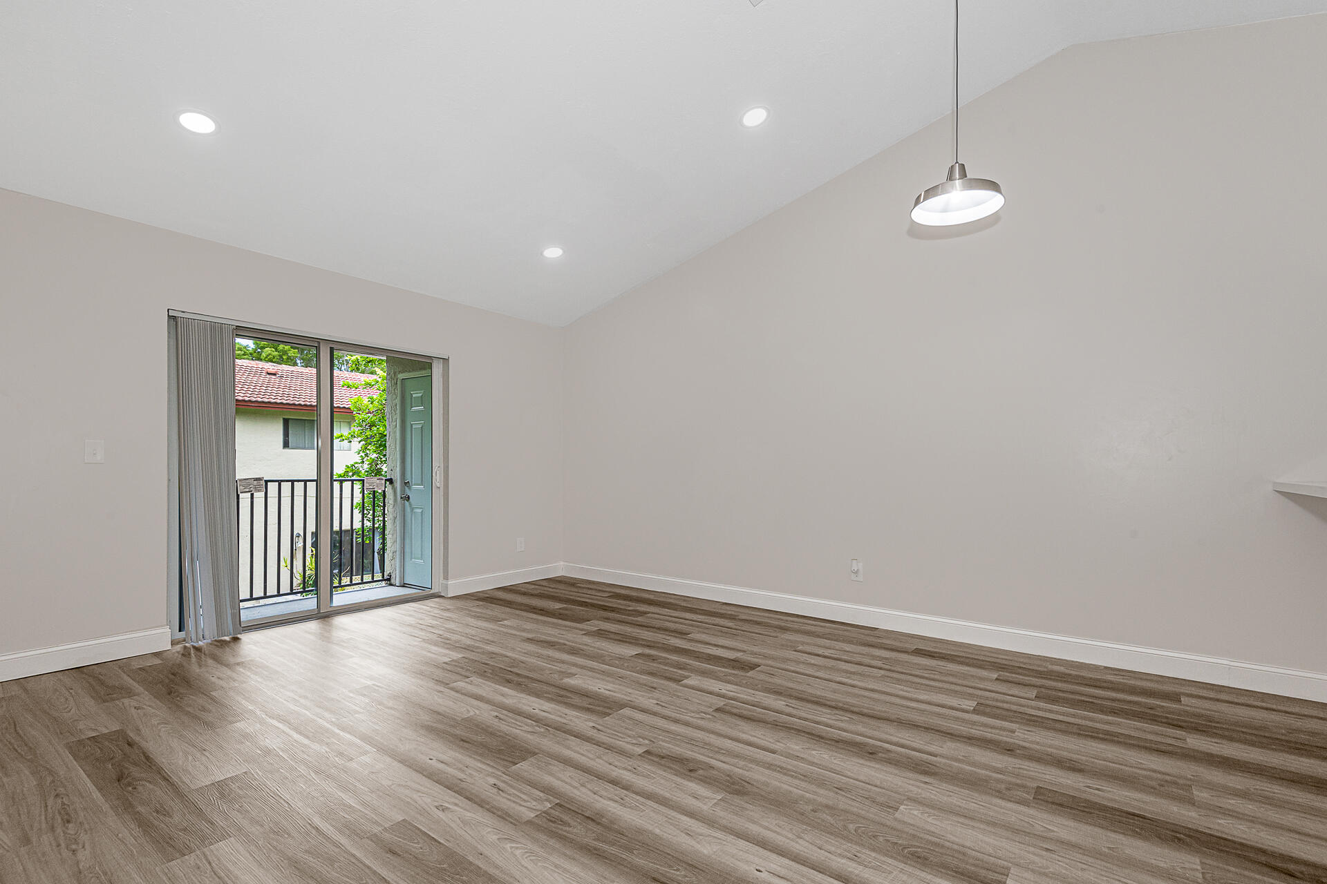11500-11506 NW 43rd Court