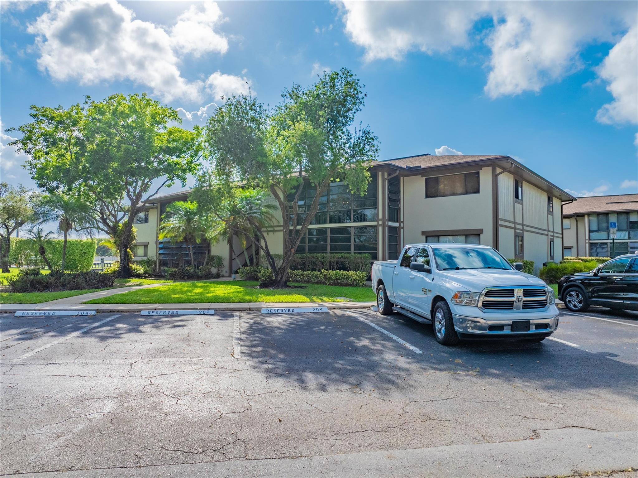 9614 W Mcnab Road 204