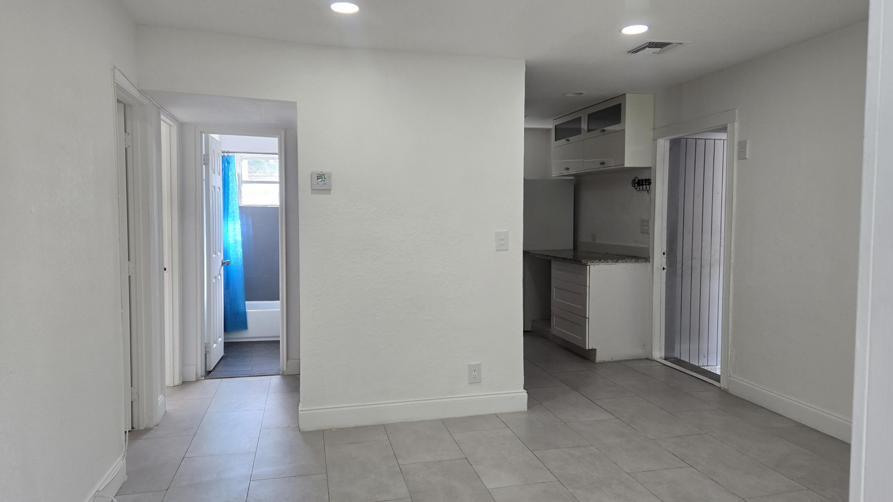 1512 NE 28th Street
